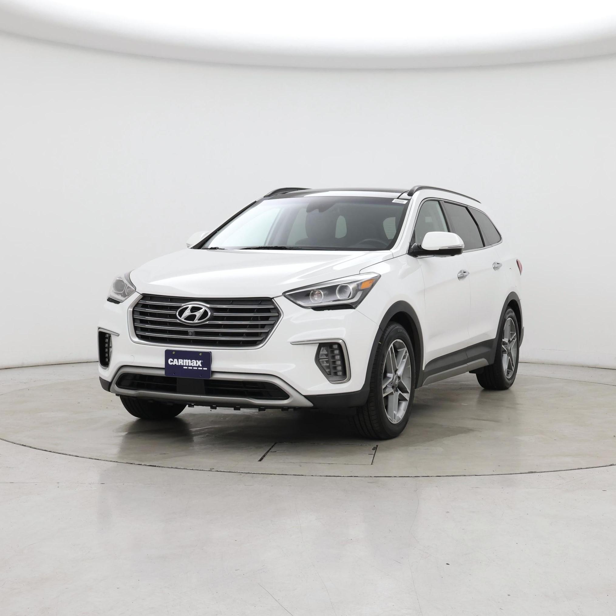 Thumbnail: 2017 Hyundai Santa Fe - 4