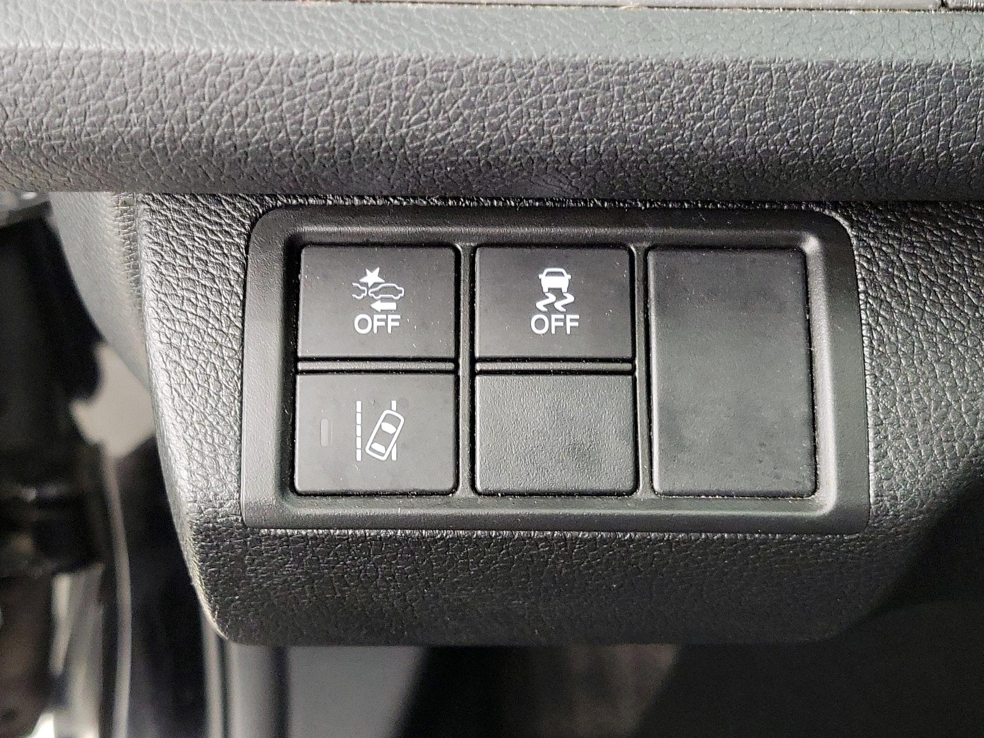 Thumbnail: 2016 Honda Civic - 13