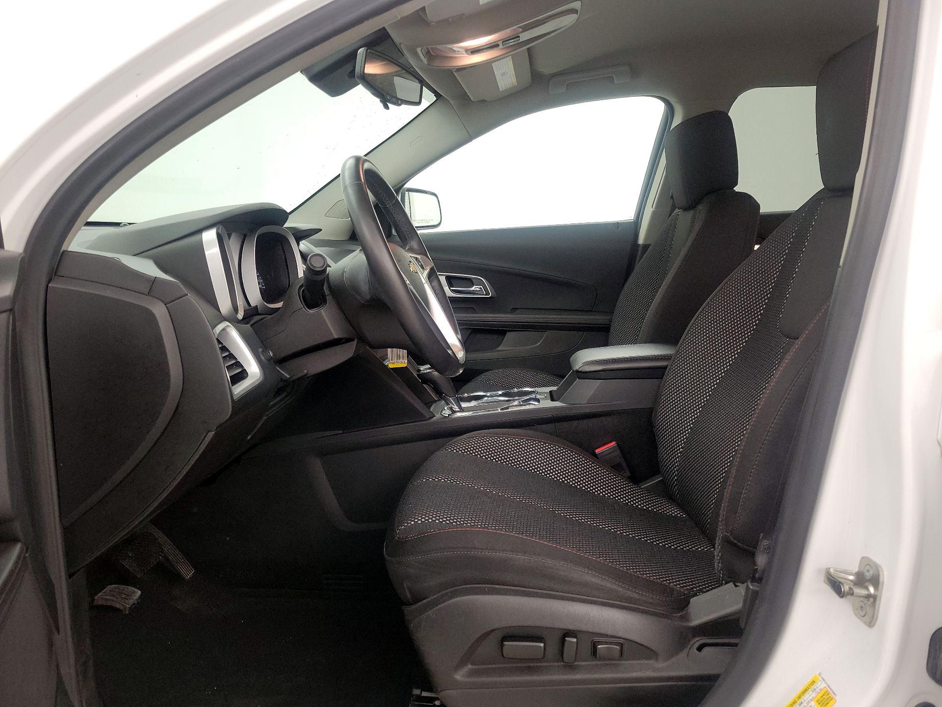 Thumbnail: 2017 Chevrolet Equinox - 11