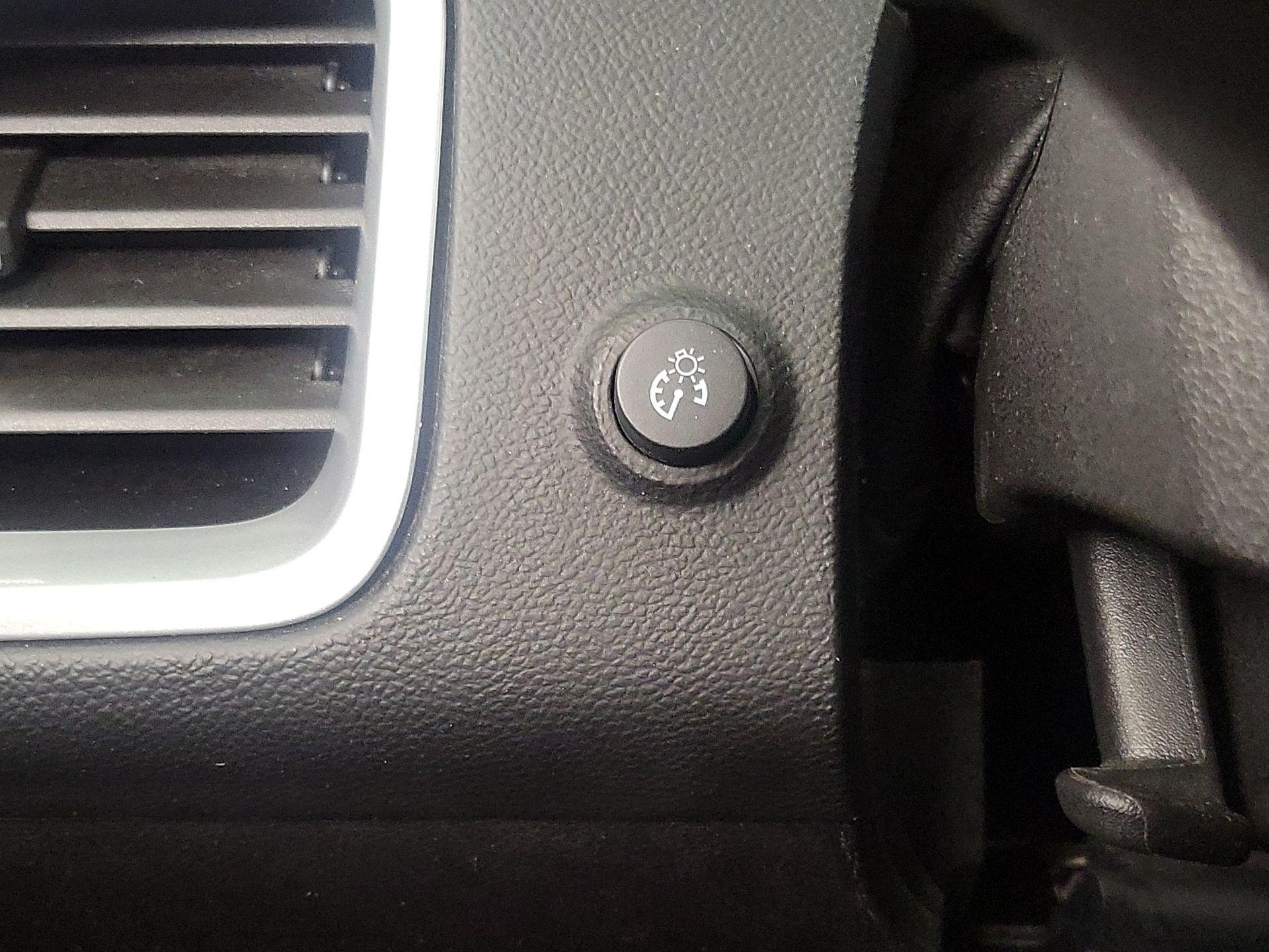 Thumbnail: 2017 Chevrolet Equinox - 13