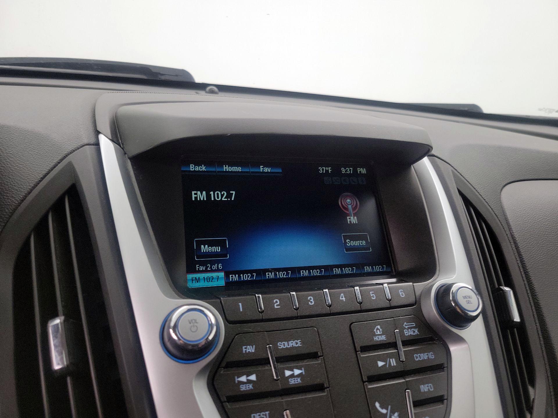 Thumbnail: 2017 Chevrolet Equinox - 16