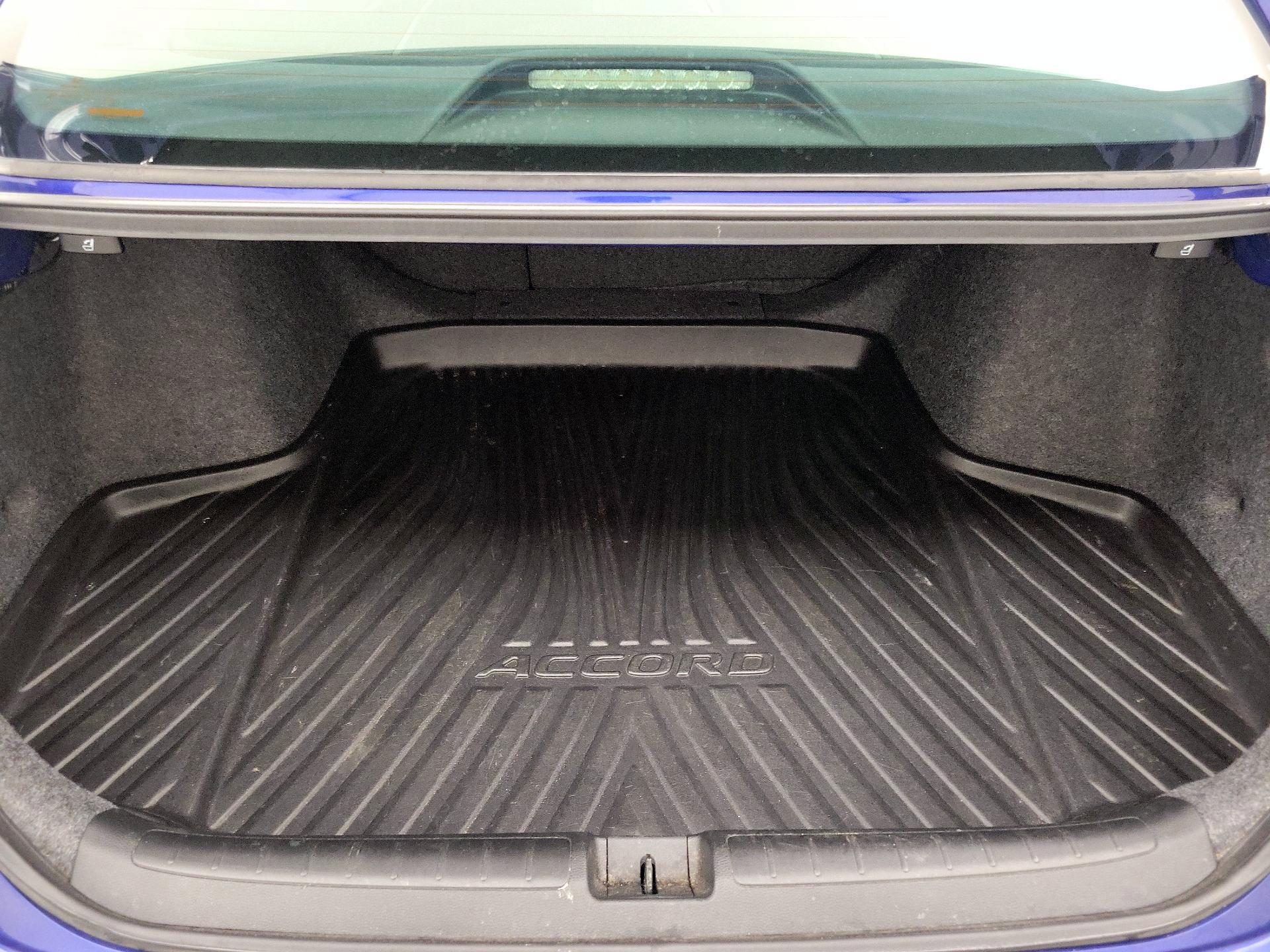 Thumbnail: 2019 Honda Accord - 20