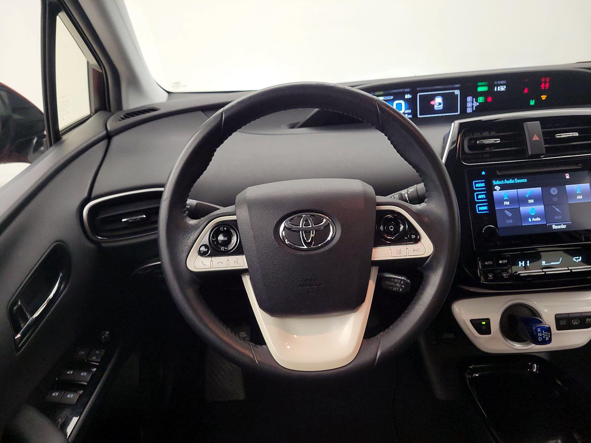 Thumbnail: 2018 Toyota Prius Prime - 10