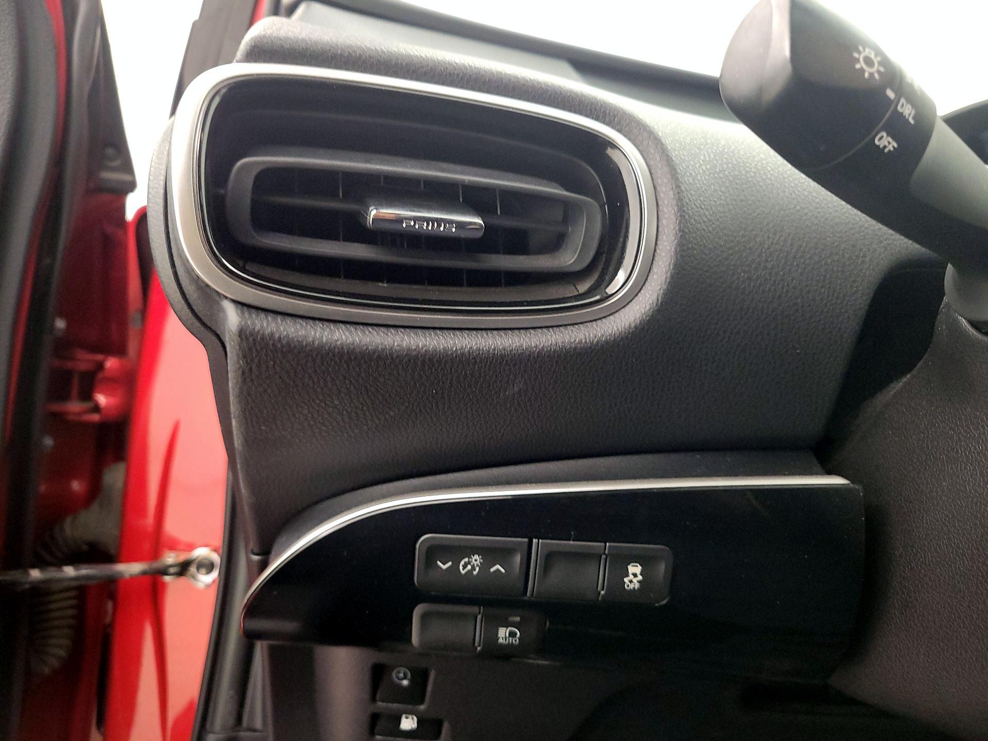 Thumbnail: 2018 Toyota Prius Prime - 13