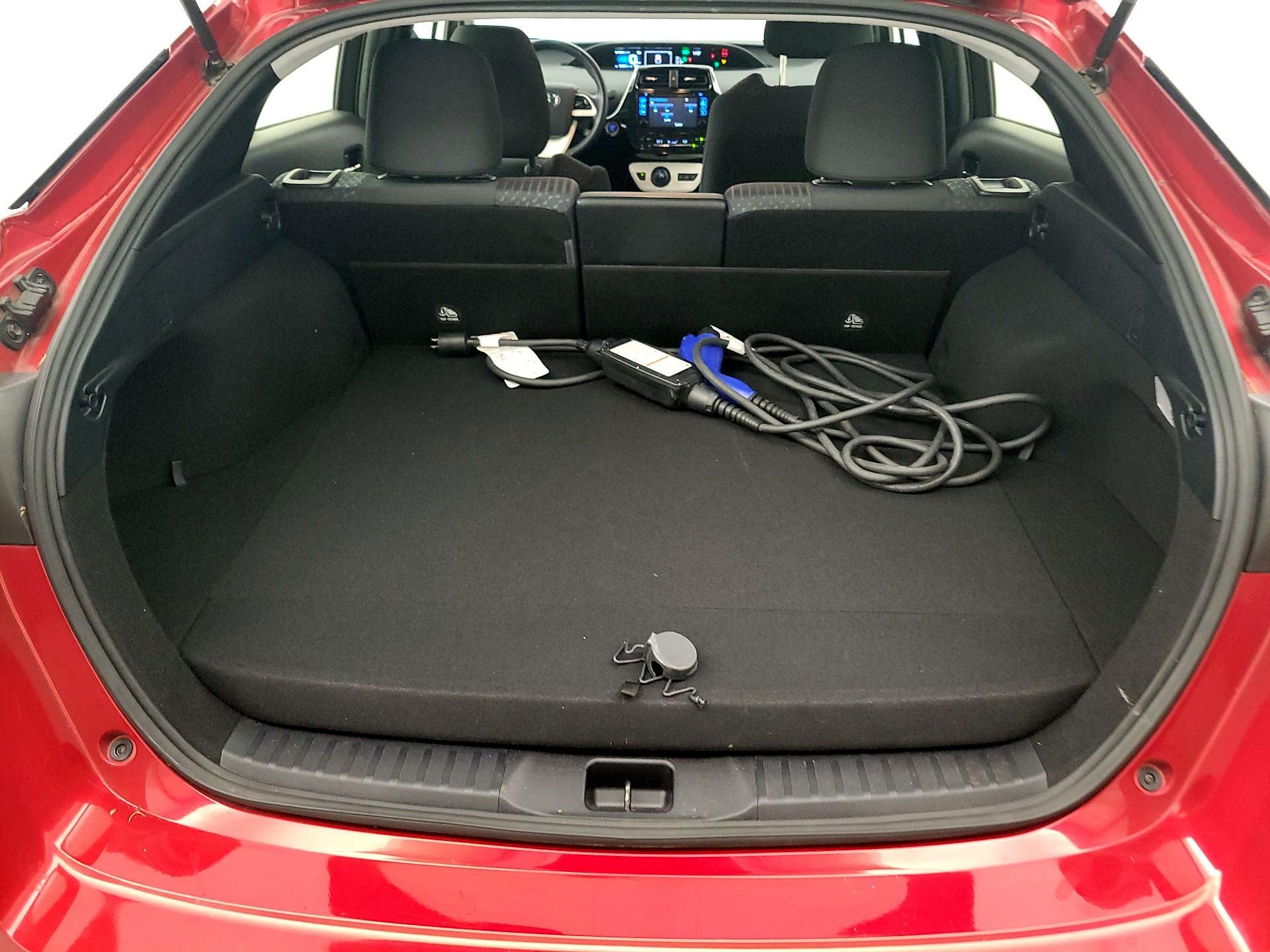 Thumbnail: 2018 Toyota Prius Prime - 19