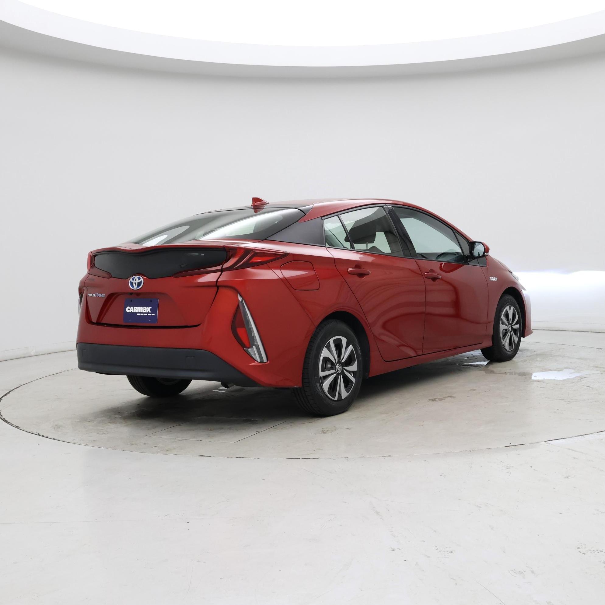 Thumbnail: 2018 Toyota Prius Prime - 8