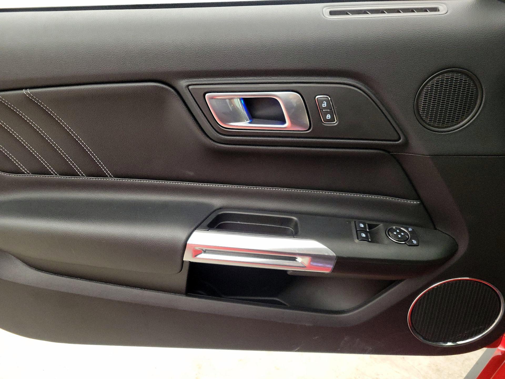 Thumbnail: 2018 Ford Mustang - 12