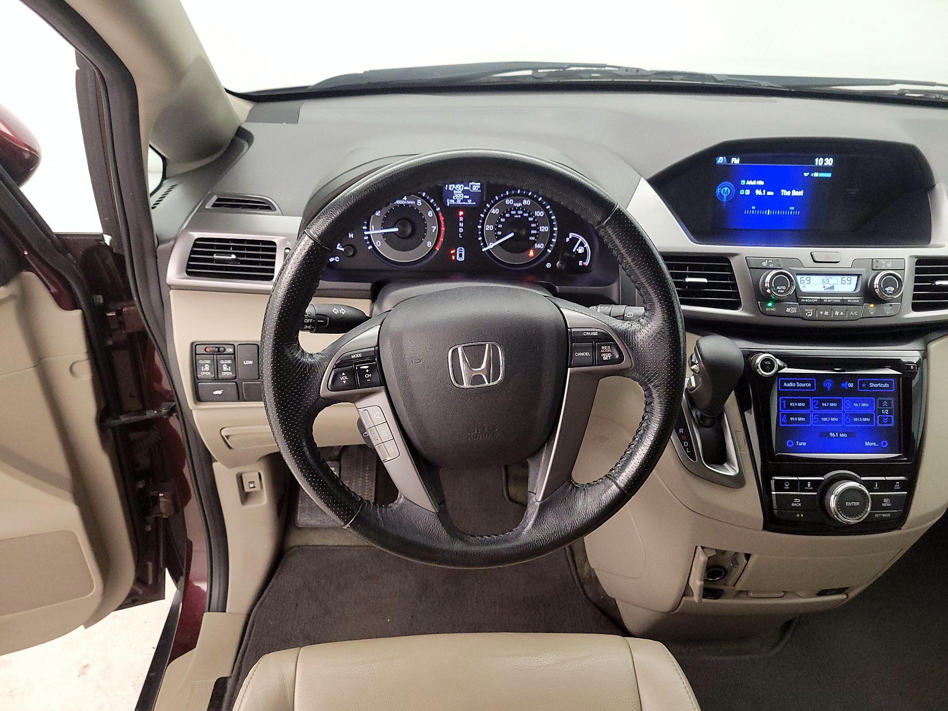 Thumbnail: 2015 Honda Odyssey - 10
