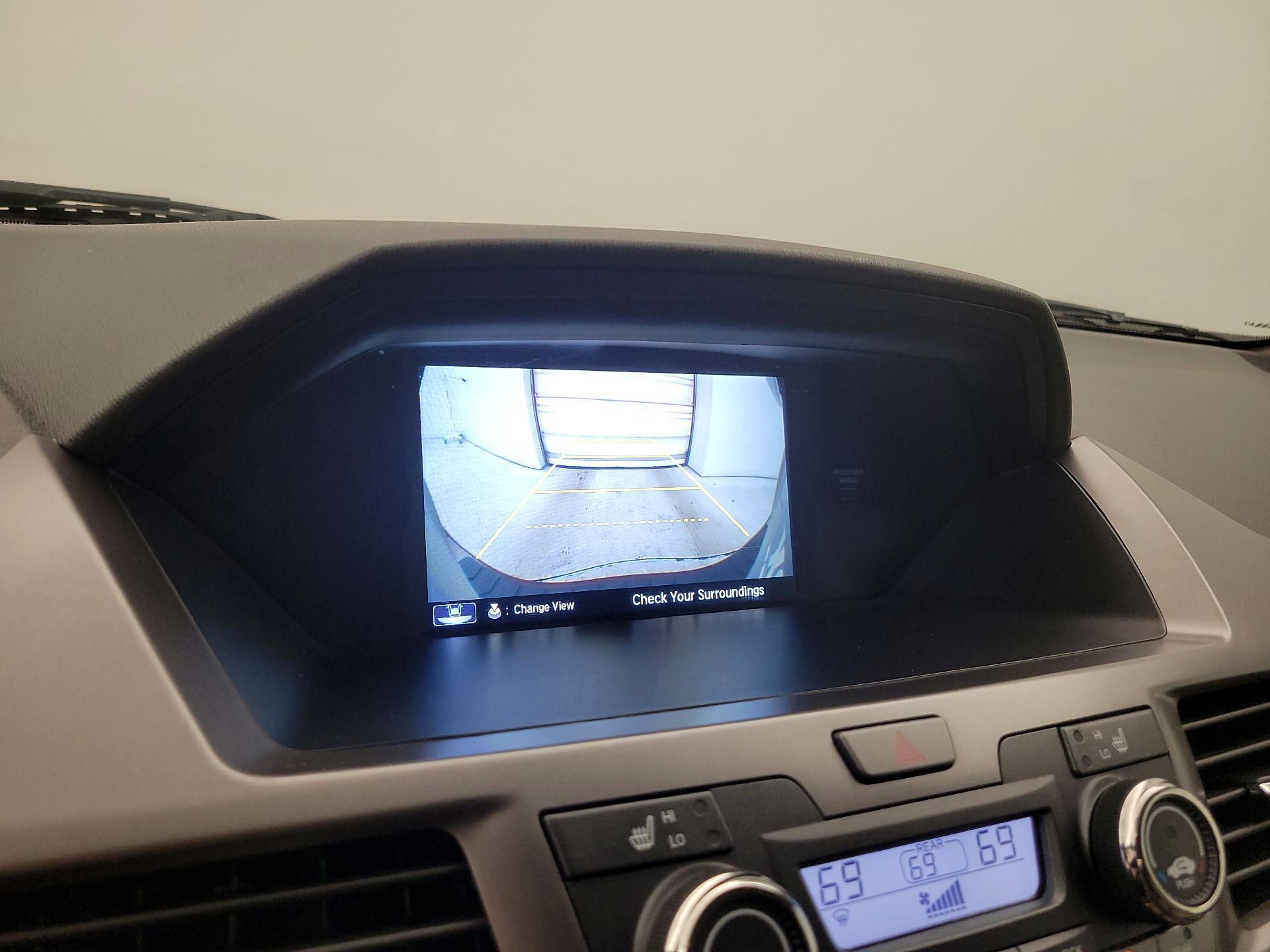 Thumbnail: 2015 Honda Odyssey - 14