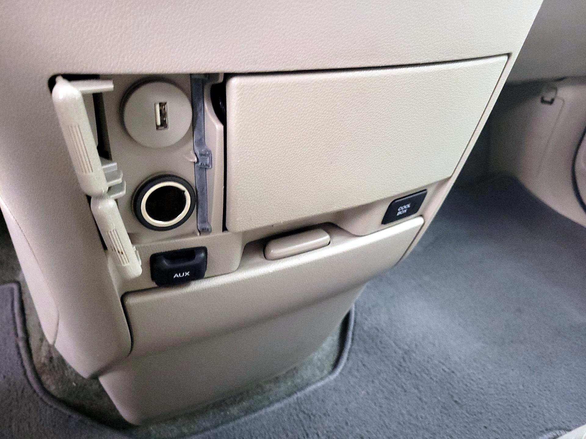 Thumbnail: 2015 Honda Odyssey - 18