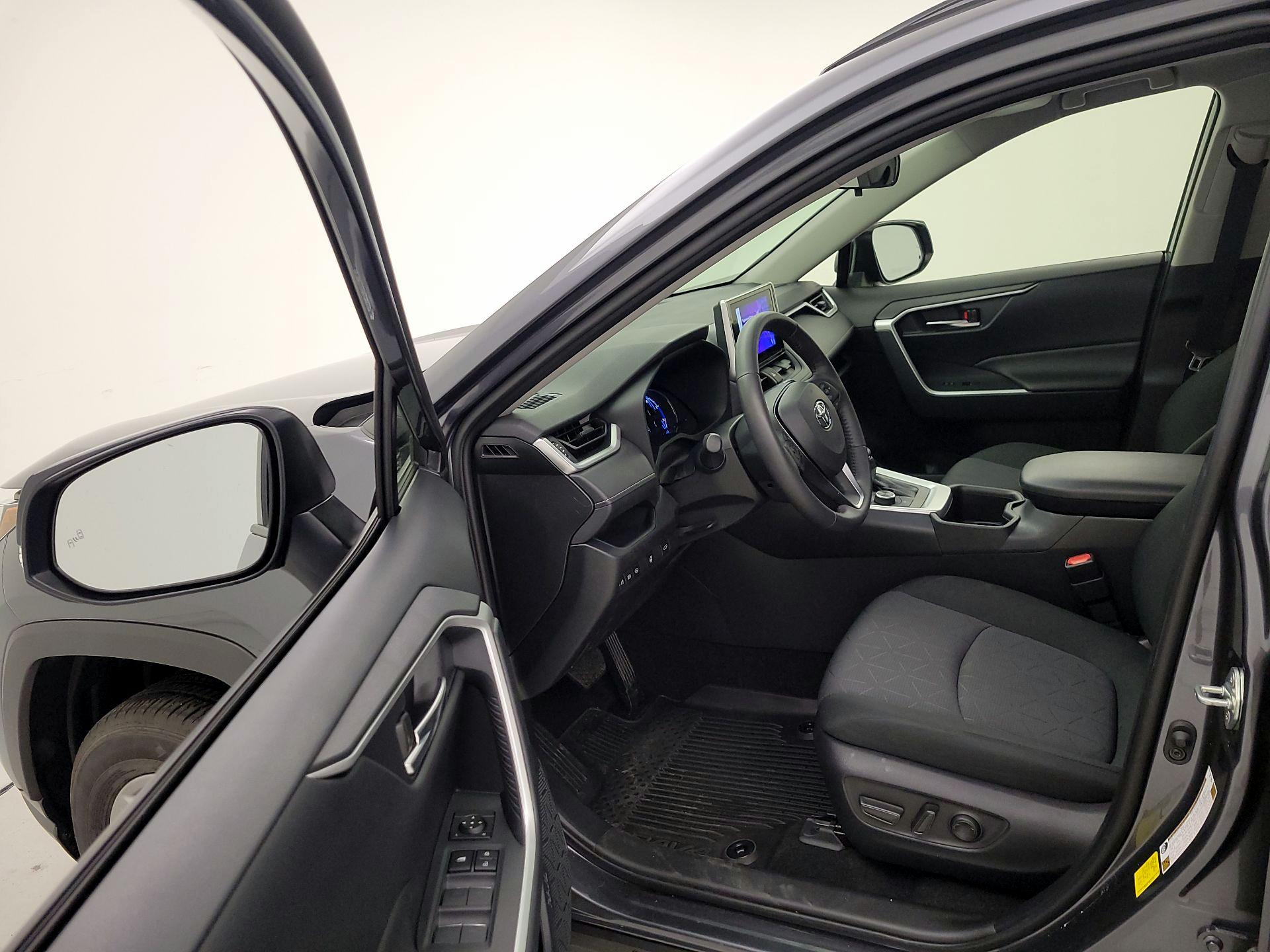 Thumbnail: 2024 Toyota RAV4 - 11