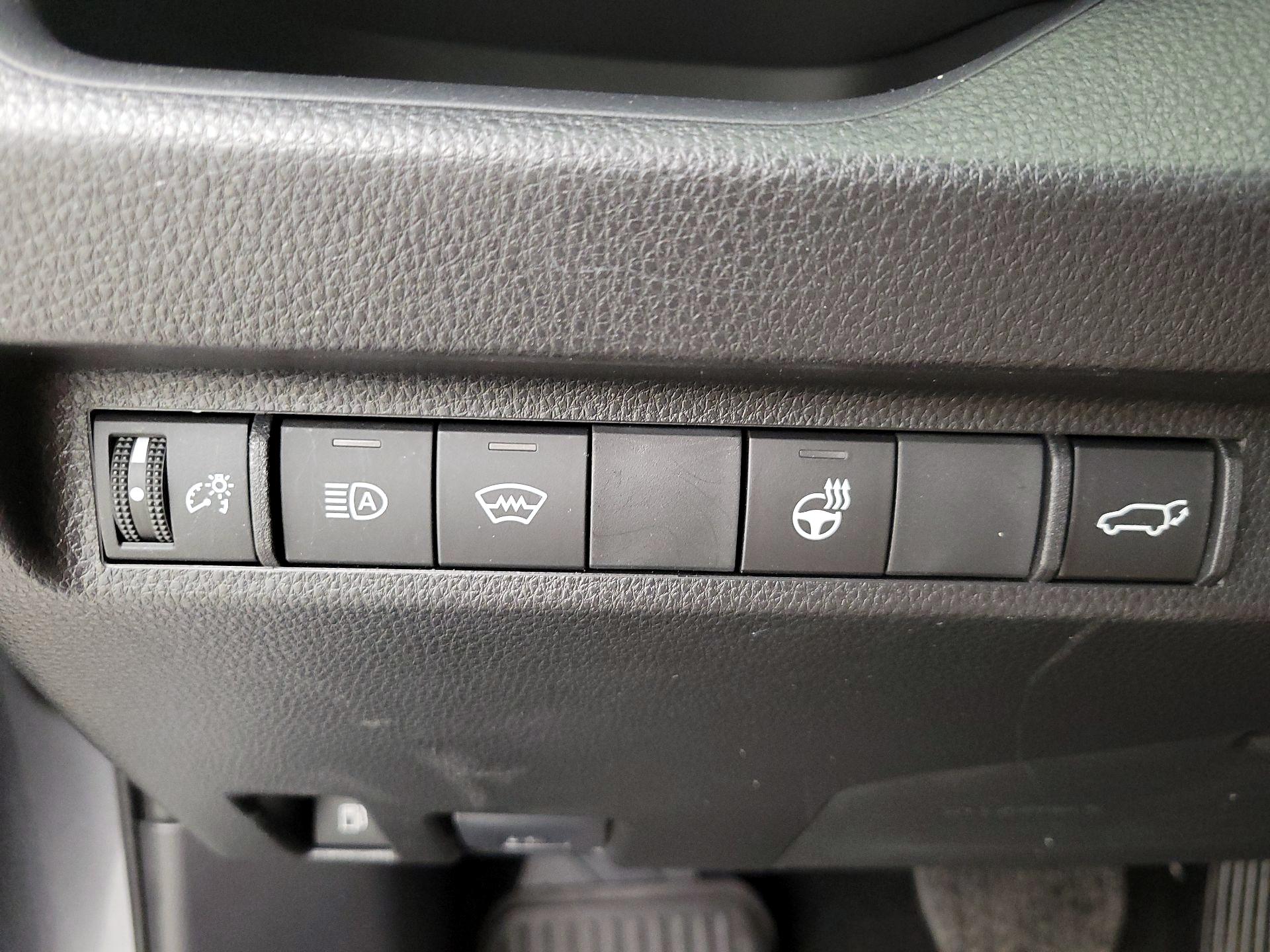 Thumbnail: 2024 Toyota RAV4 - 13