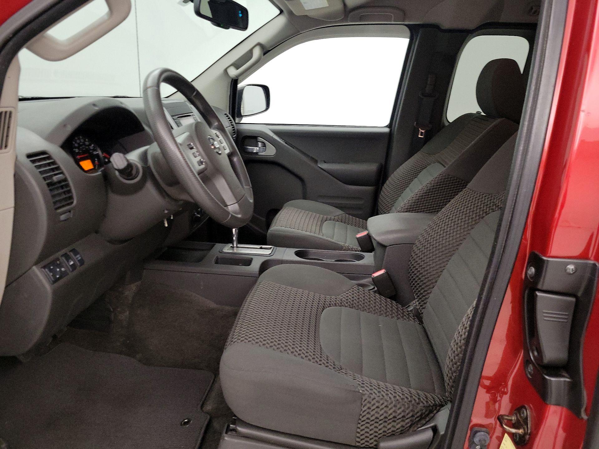 Thumbnail: 2015 Nissan Frontier - 11