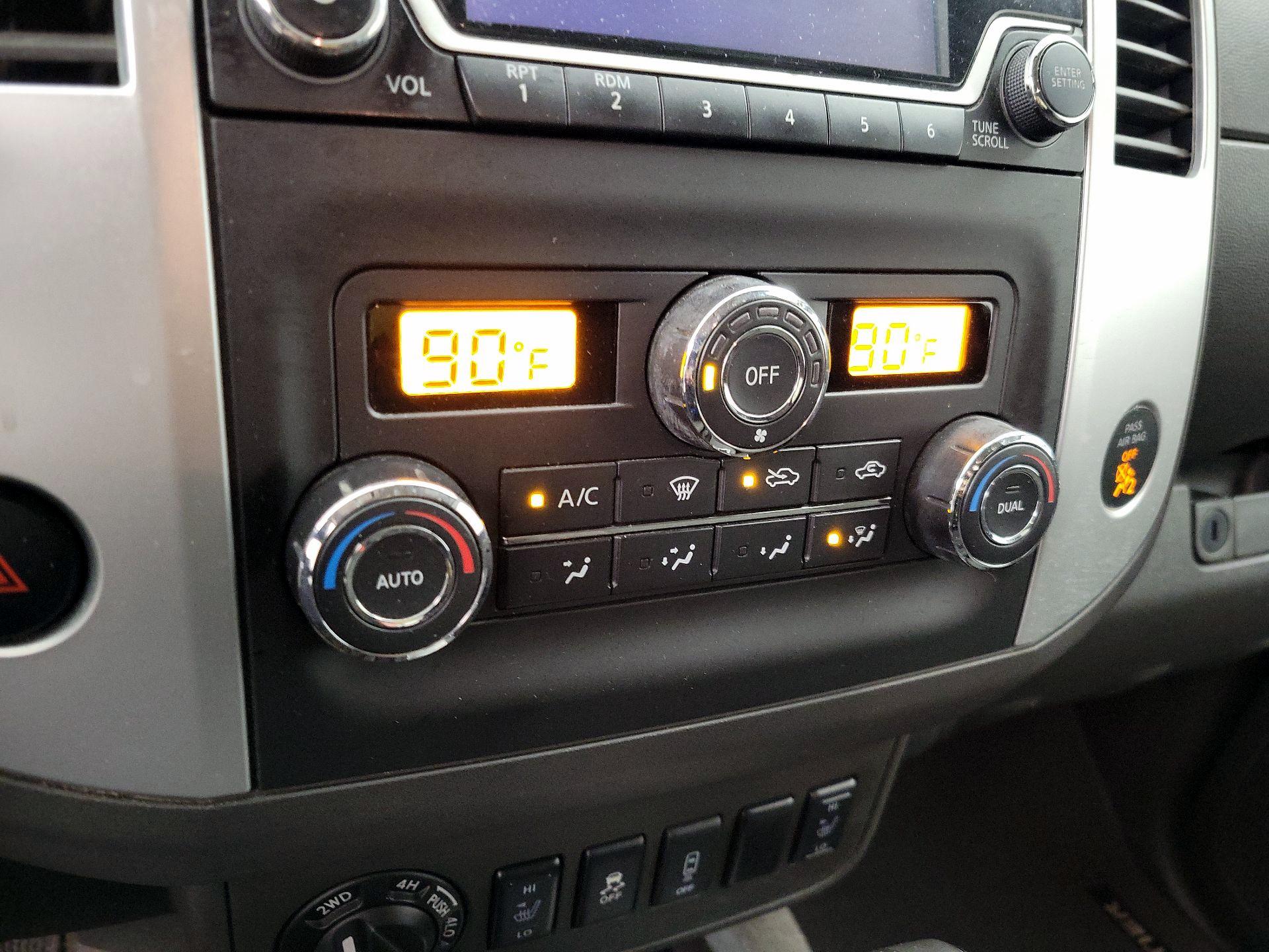 Thumbnail: 2015 Nissan Frontier - 16