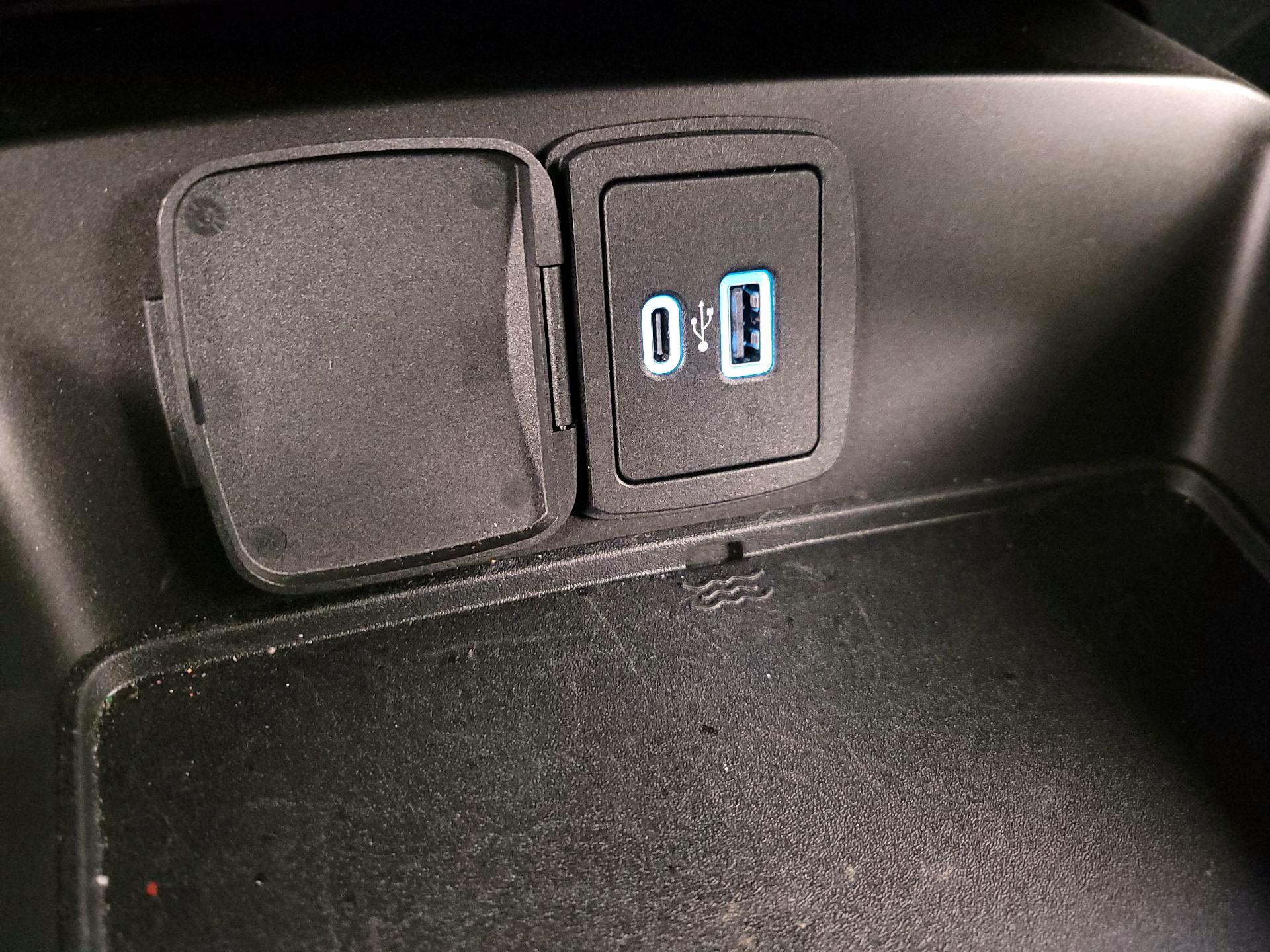 Thumbnail: 2023 Ford Bronco - 18