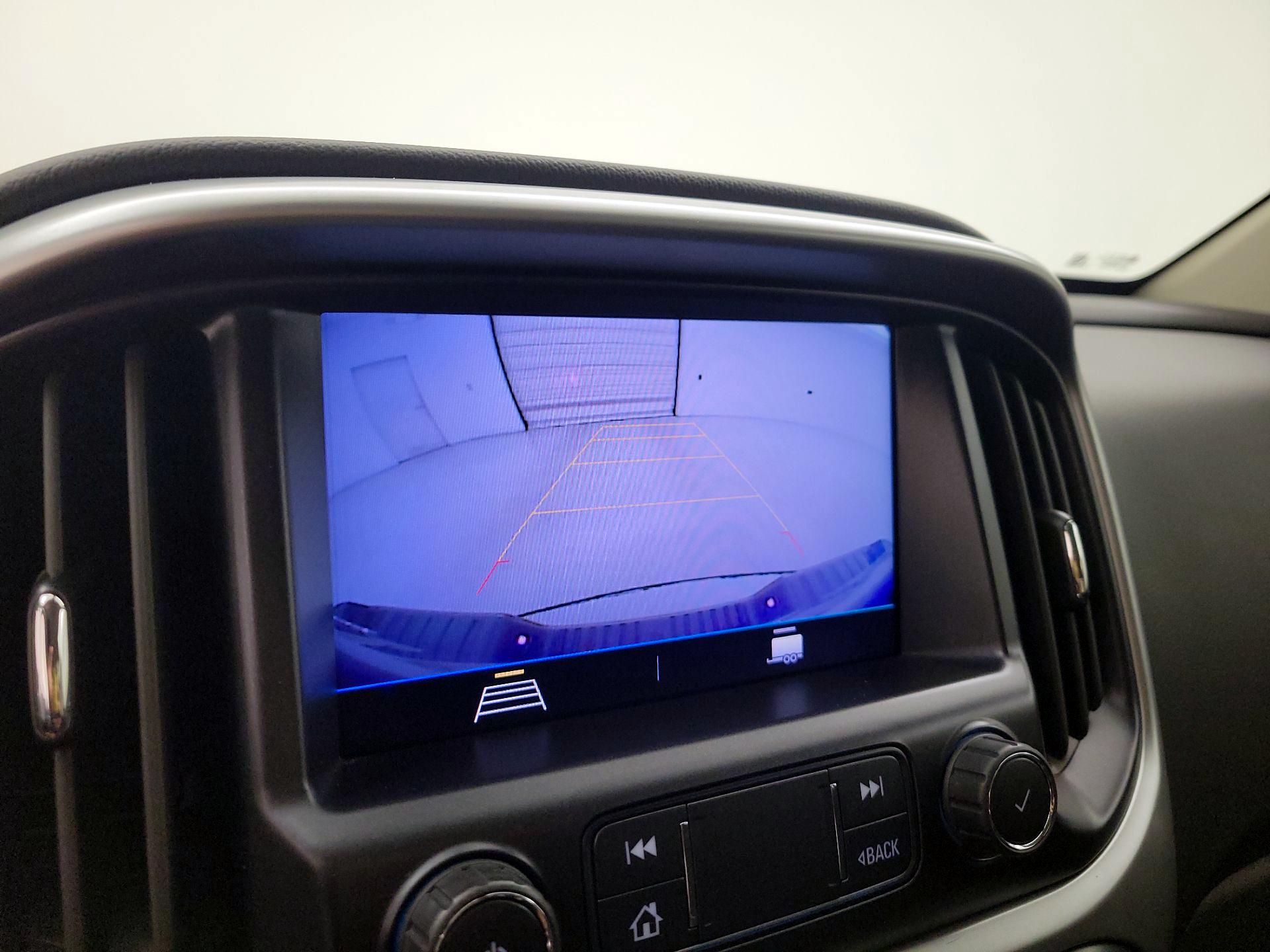 Thumbnail: 2022 Chevrolet Colorado - 14