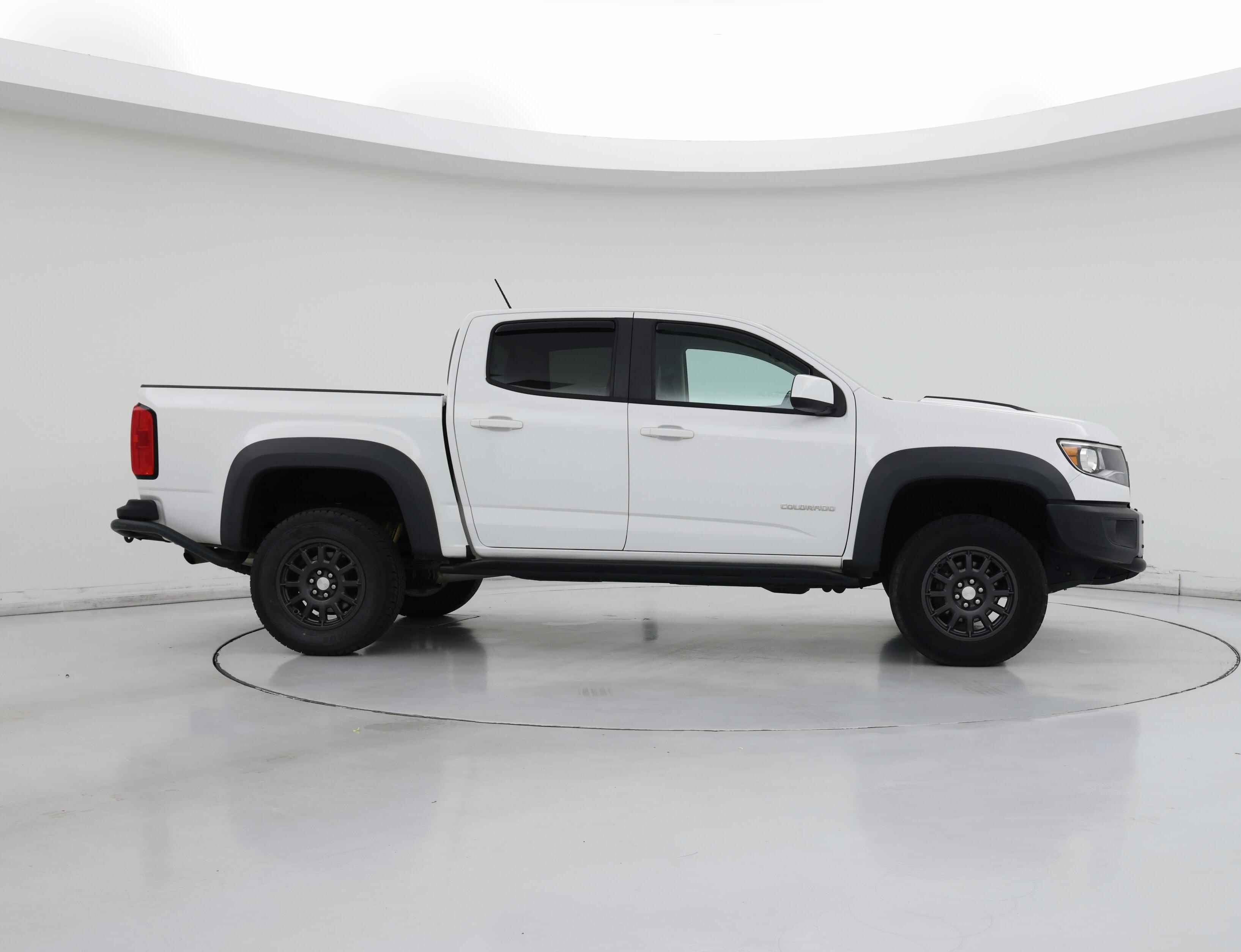 Thumbnail: 2019 Chevrolet Colorado - 7