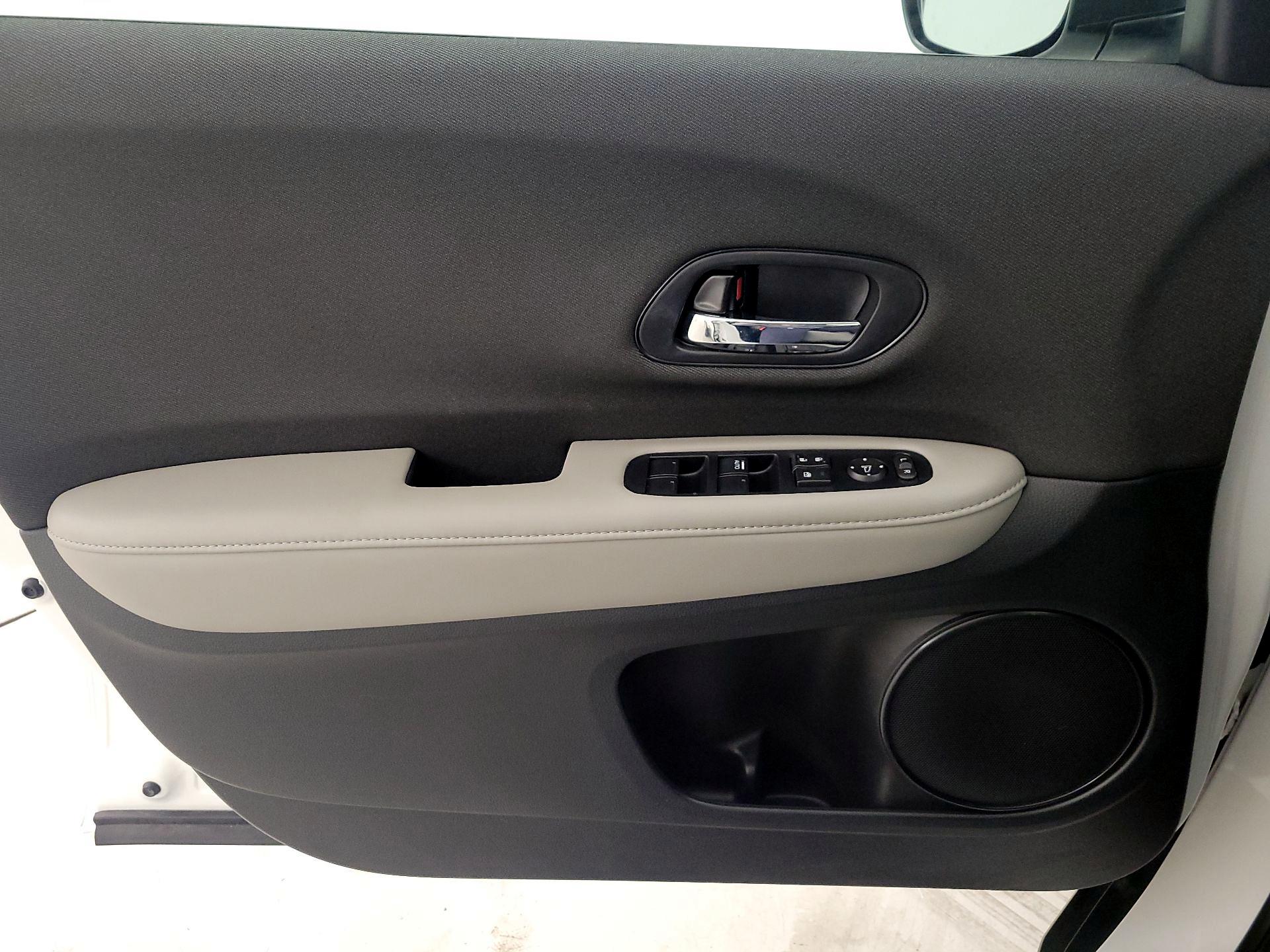 Thumbnail: 2022 Honda HR-V - 12