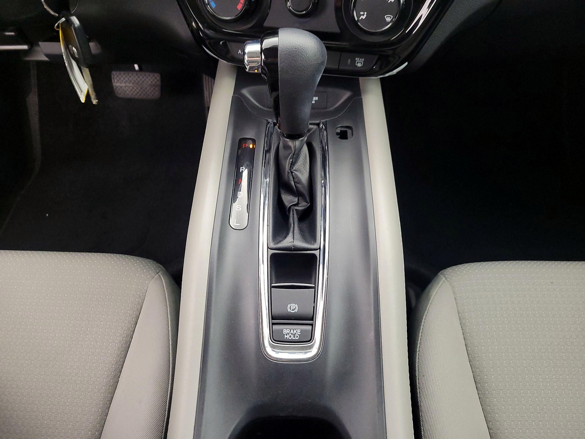 Thumbnail: 2022 Honda HR-V - 17