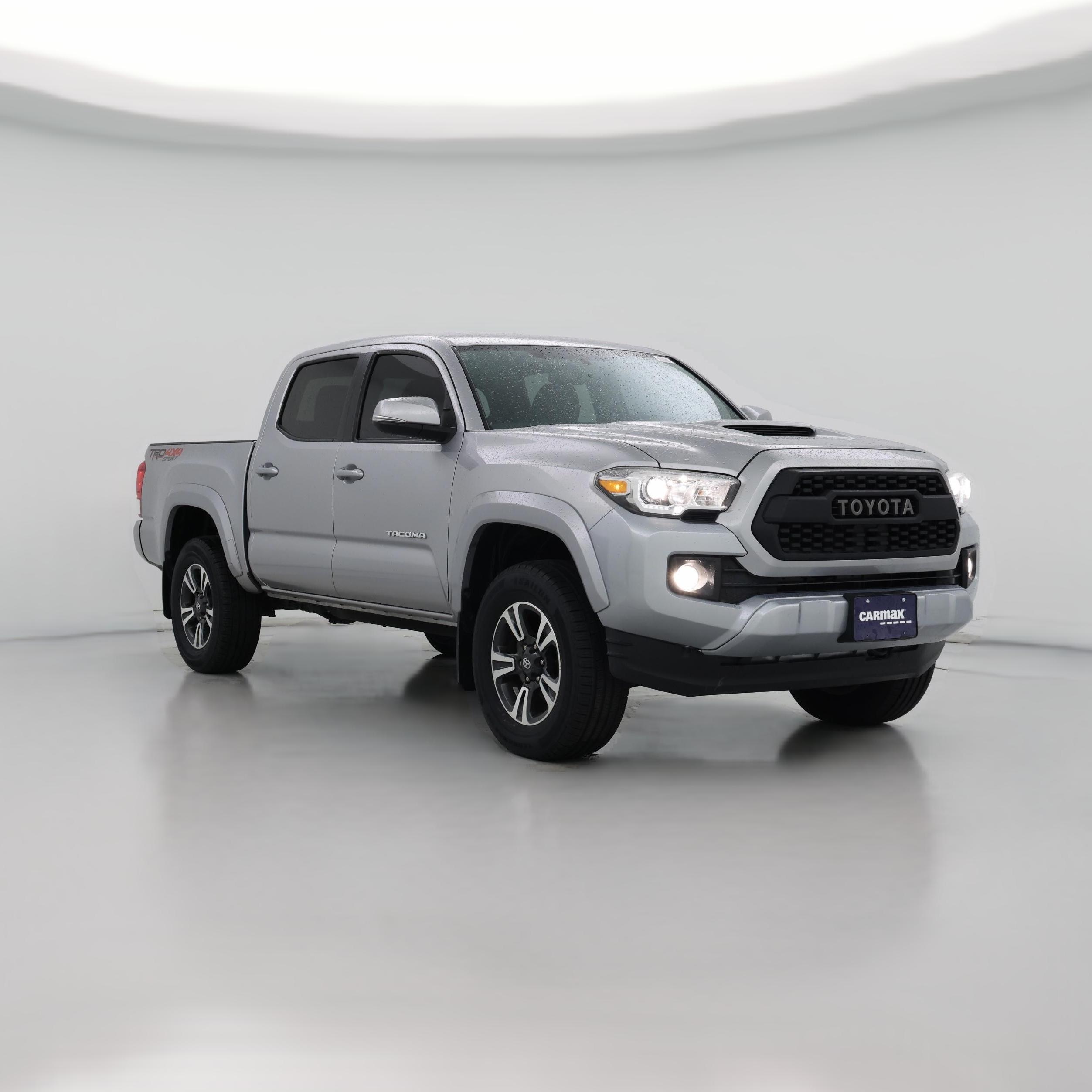 Thumbnail: 2016 Toyota Tacoma - 1