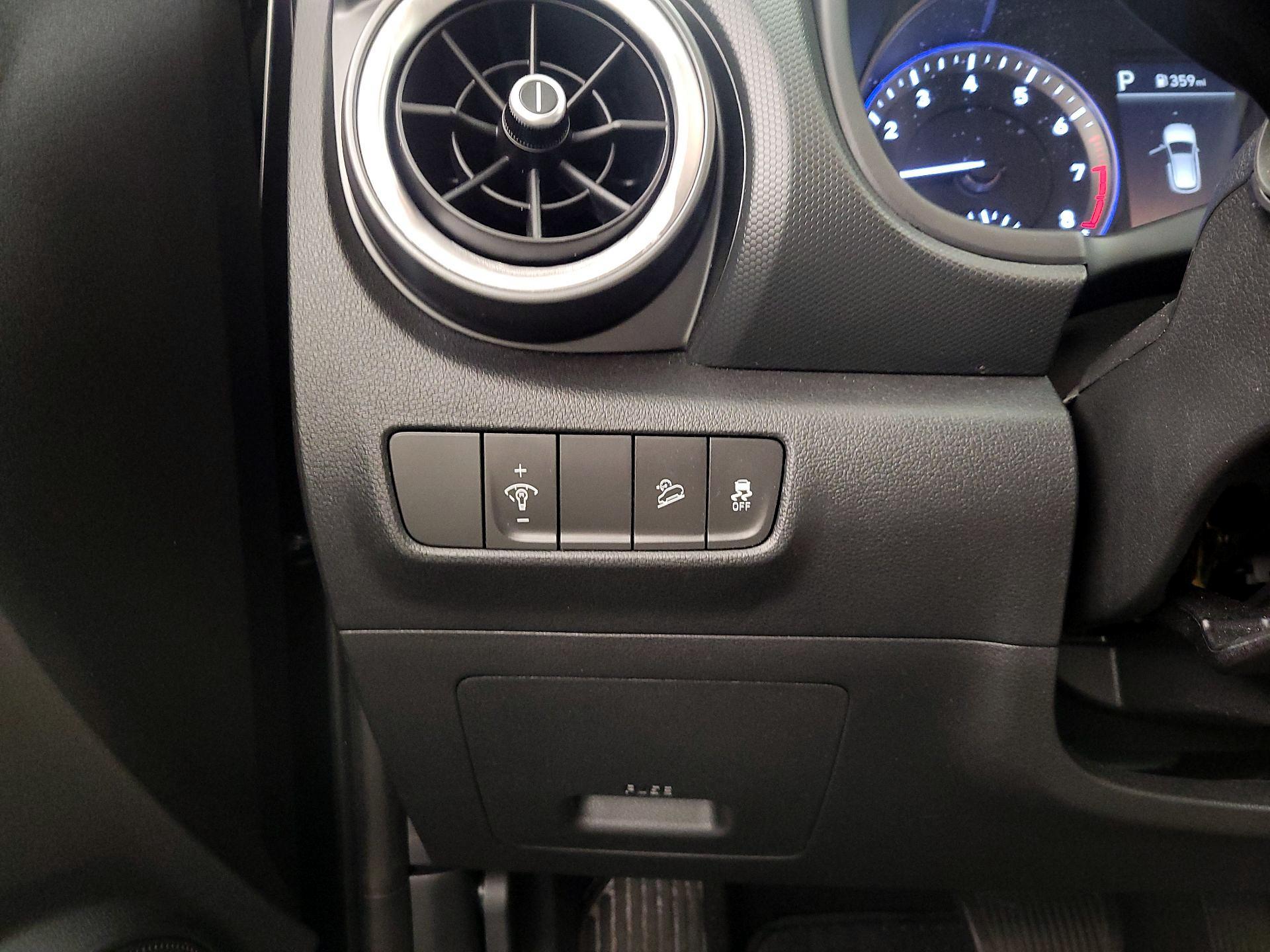 Thumbnail: 2022 Hyundai Kona - 13