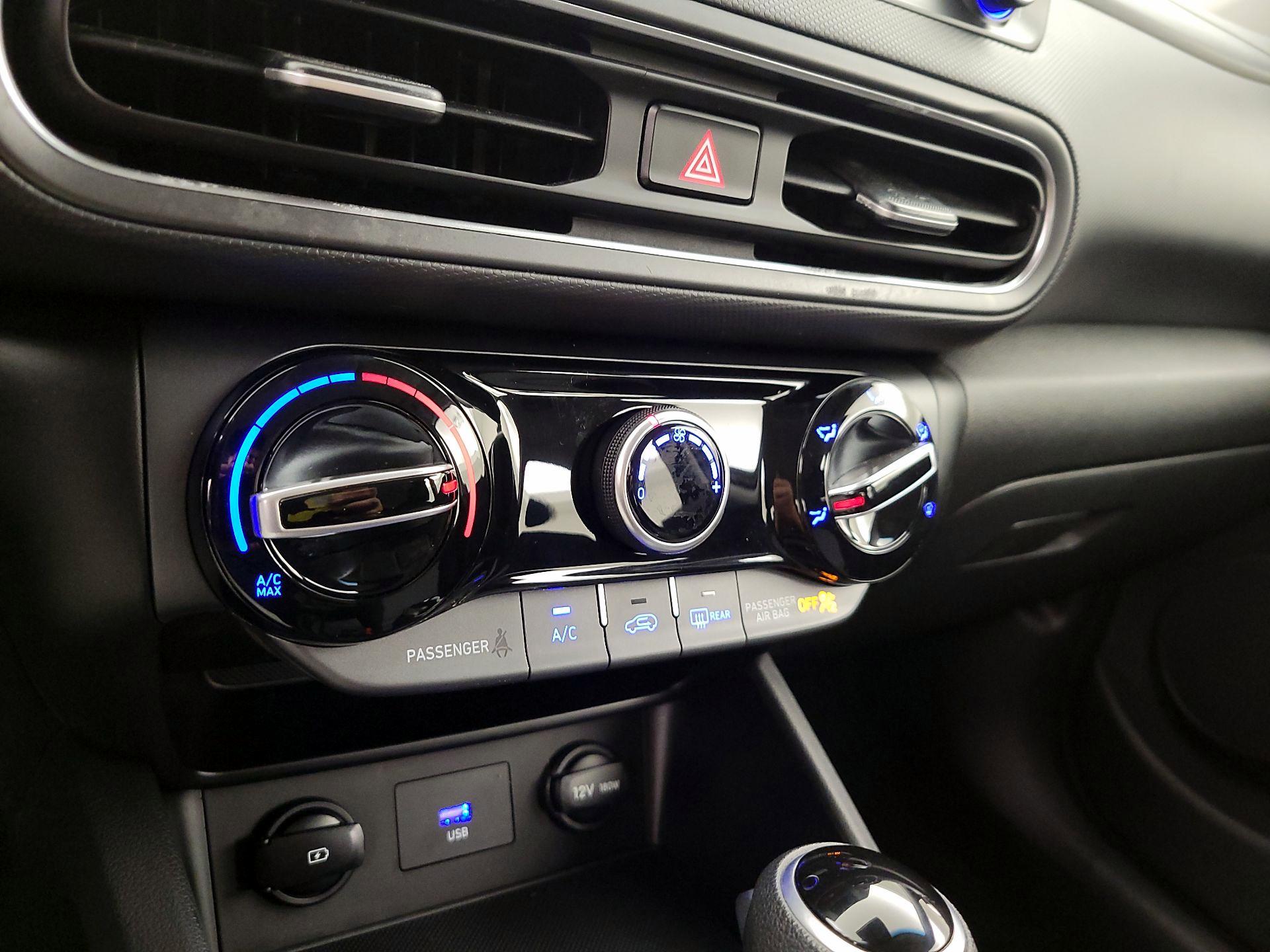 Thumbnail: 2022 Hyundai Kona - 16