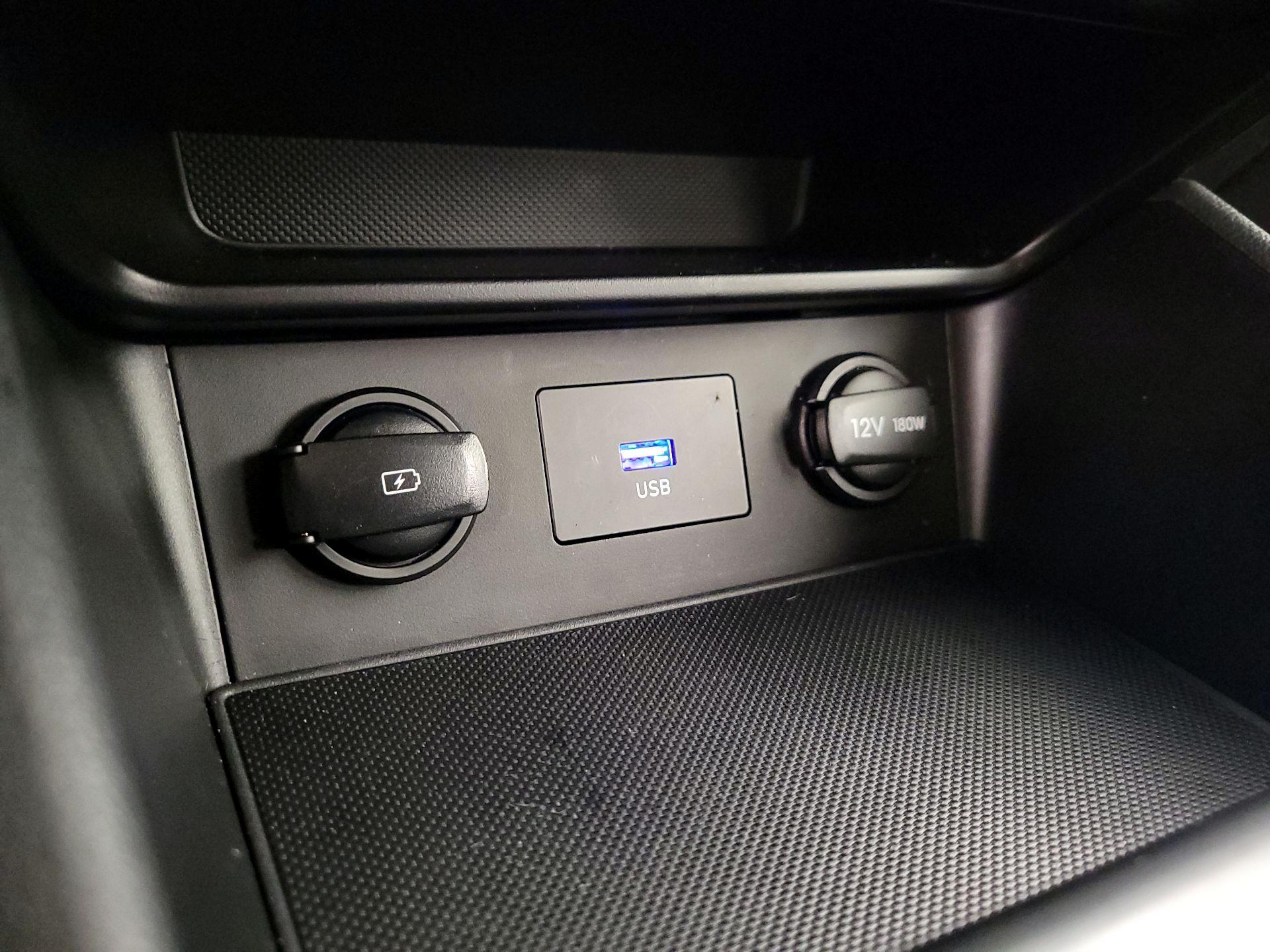 Thumbnail: 2022 Hyundai Kona - 18