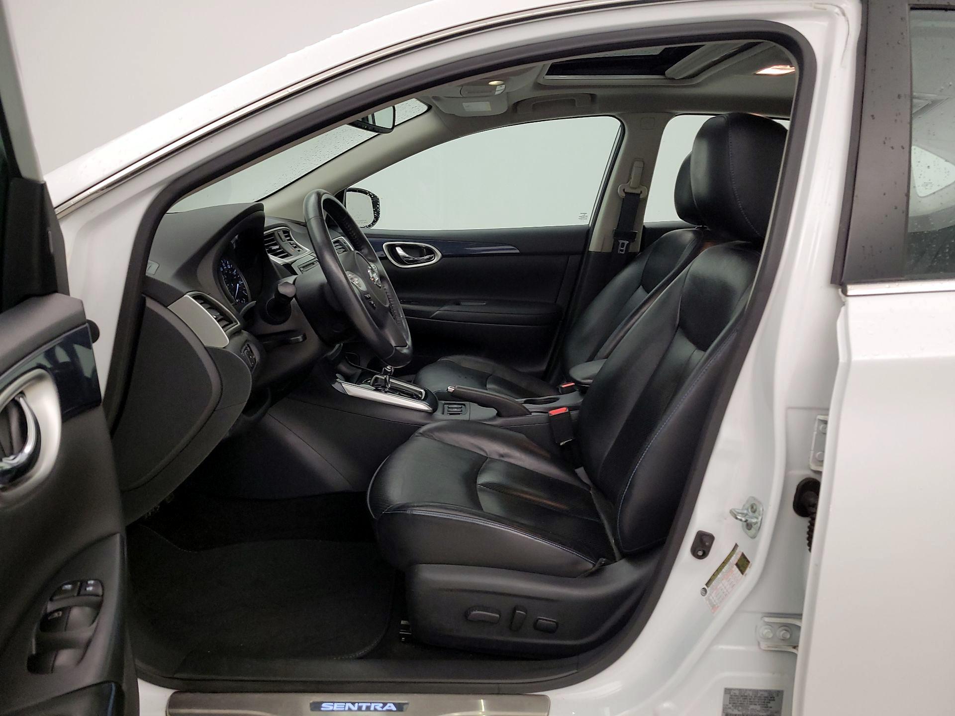 Thumbnail: 2017 Nissan Sentra - 11