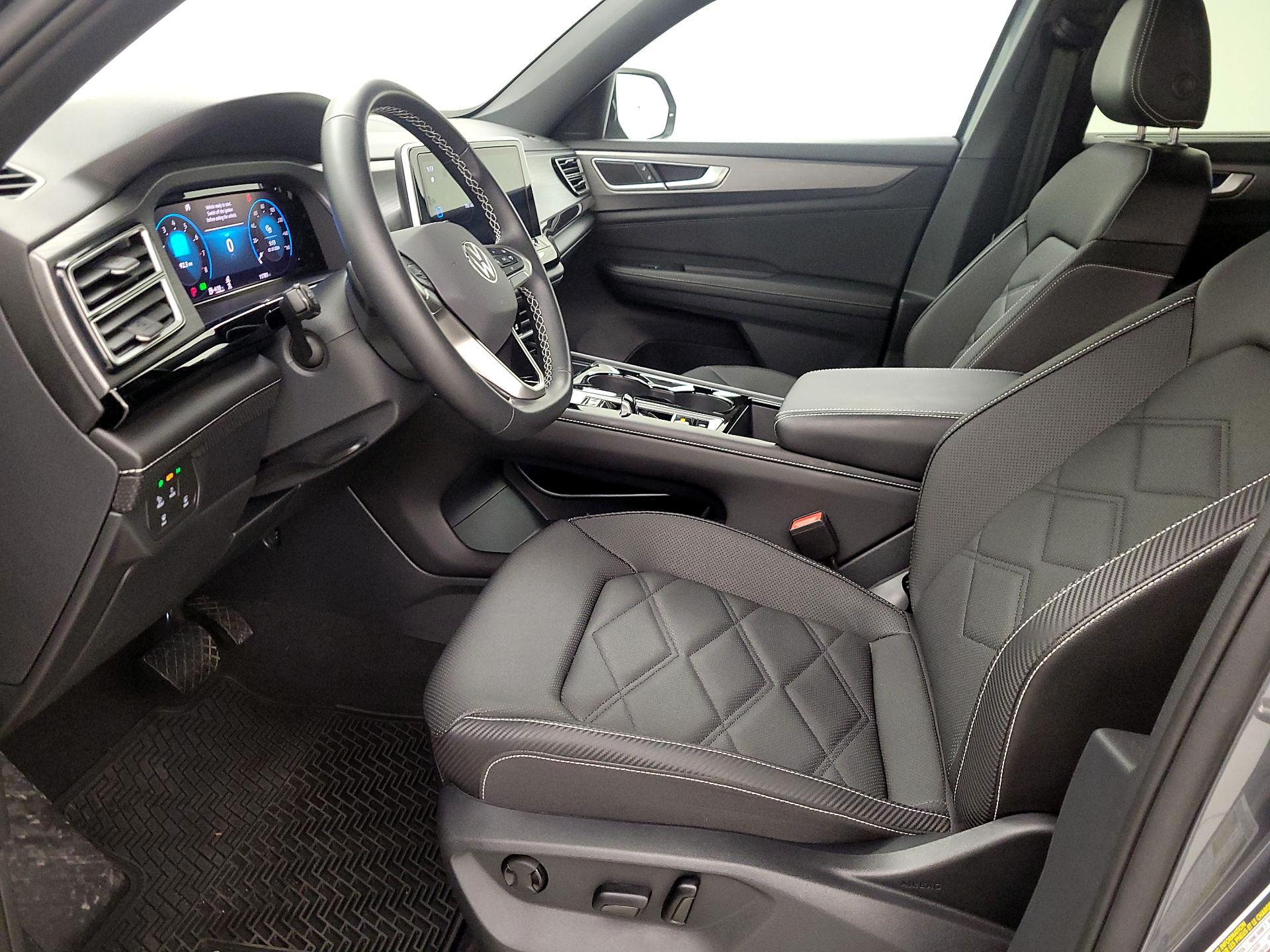 Thumbnail: 2024 Volkswagen Atlas - 11