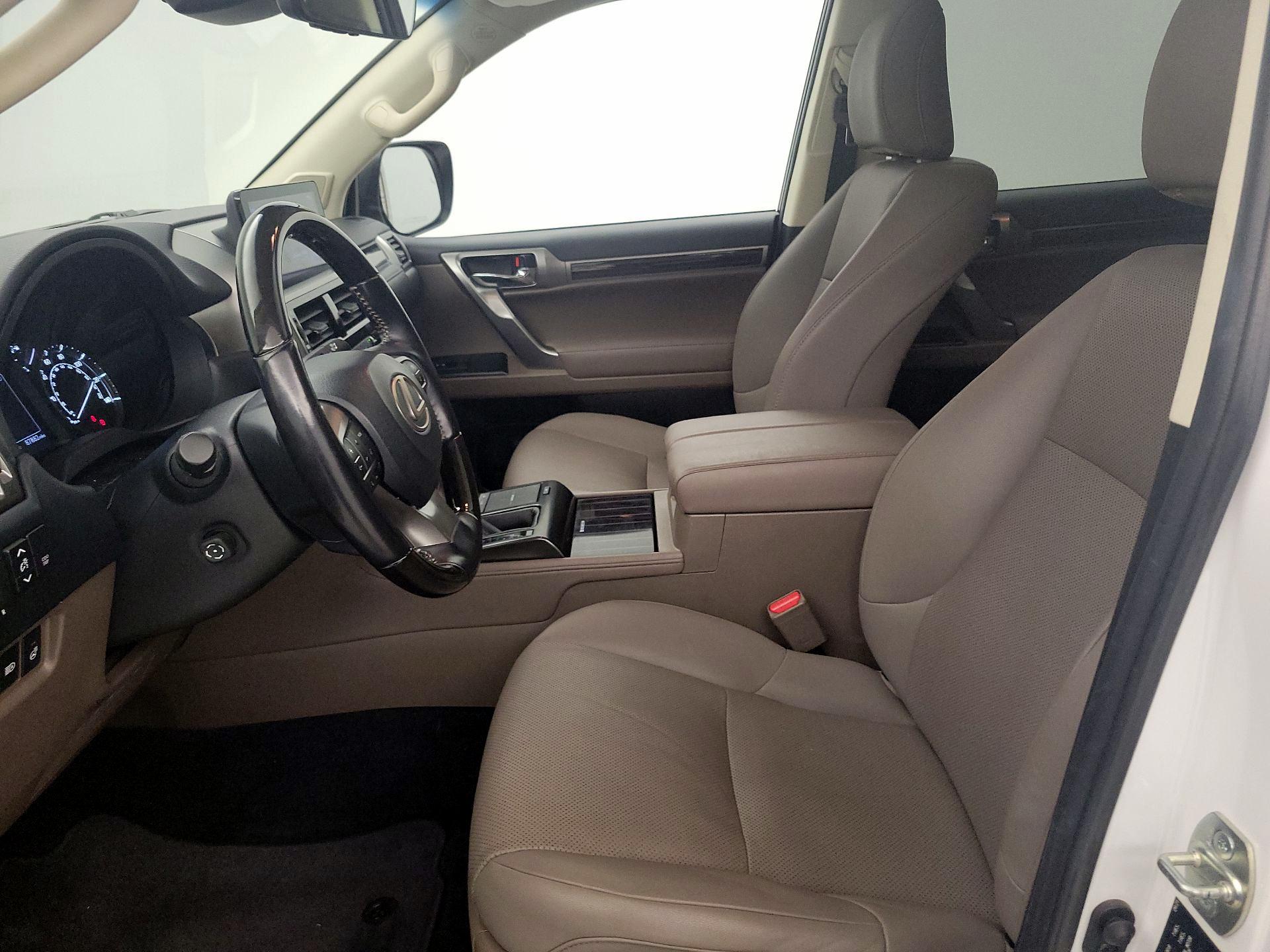 Thumbnail: 2022 Lexus GX - 11