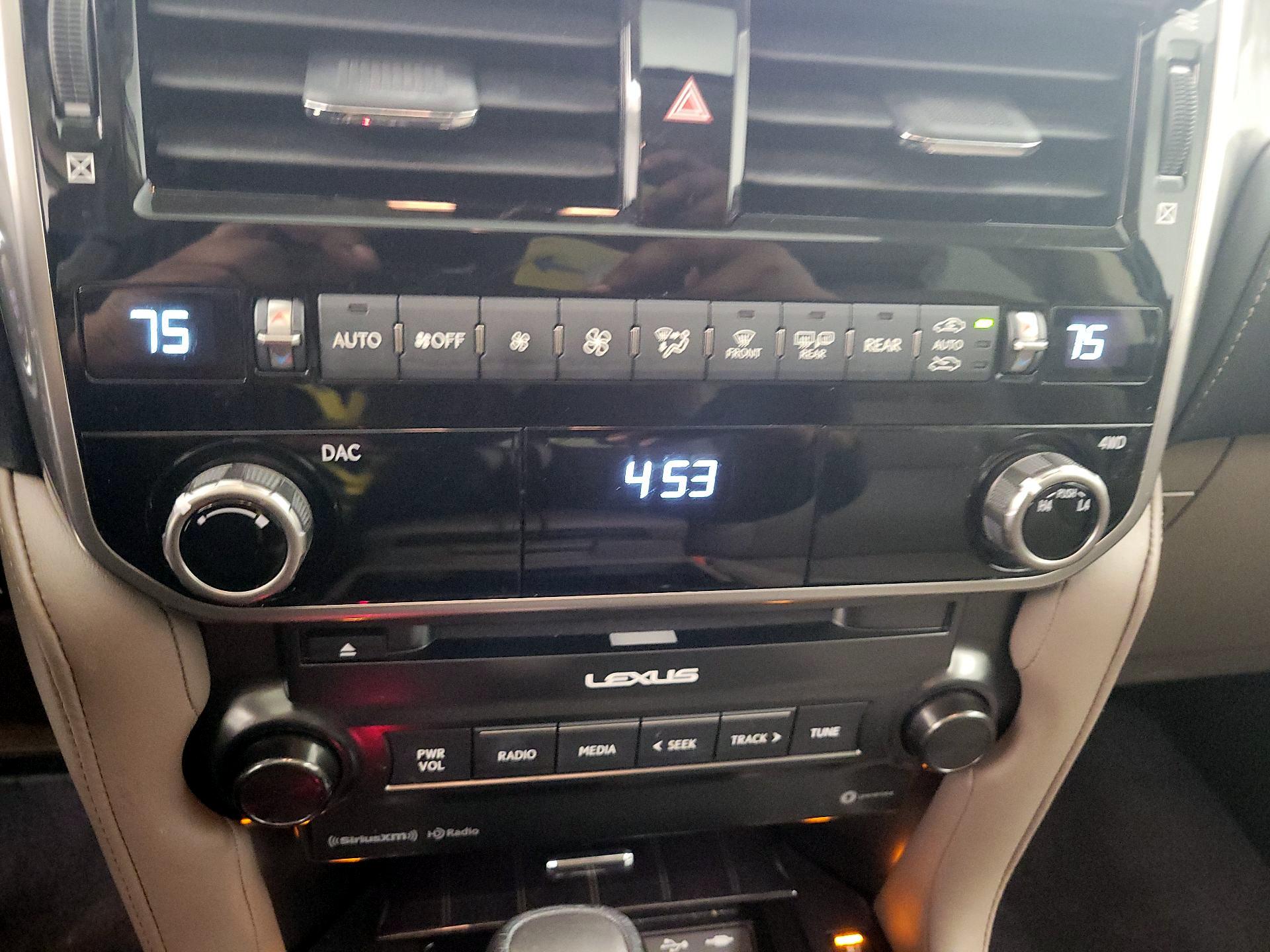 Thumbnail: 2022 Lexus GX - 16