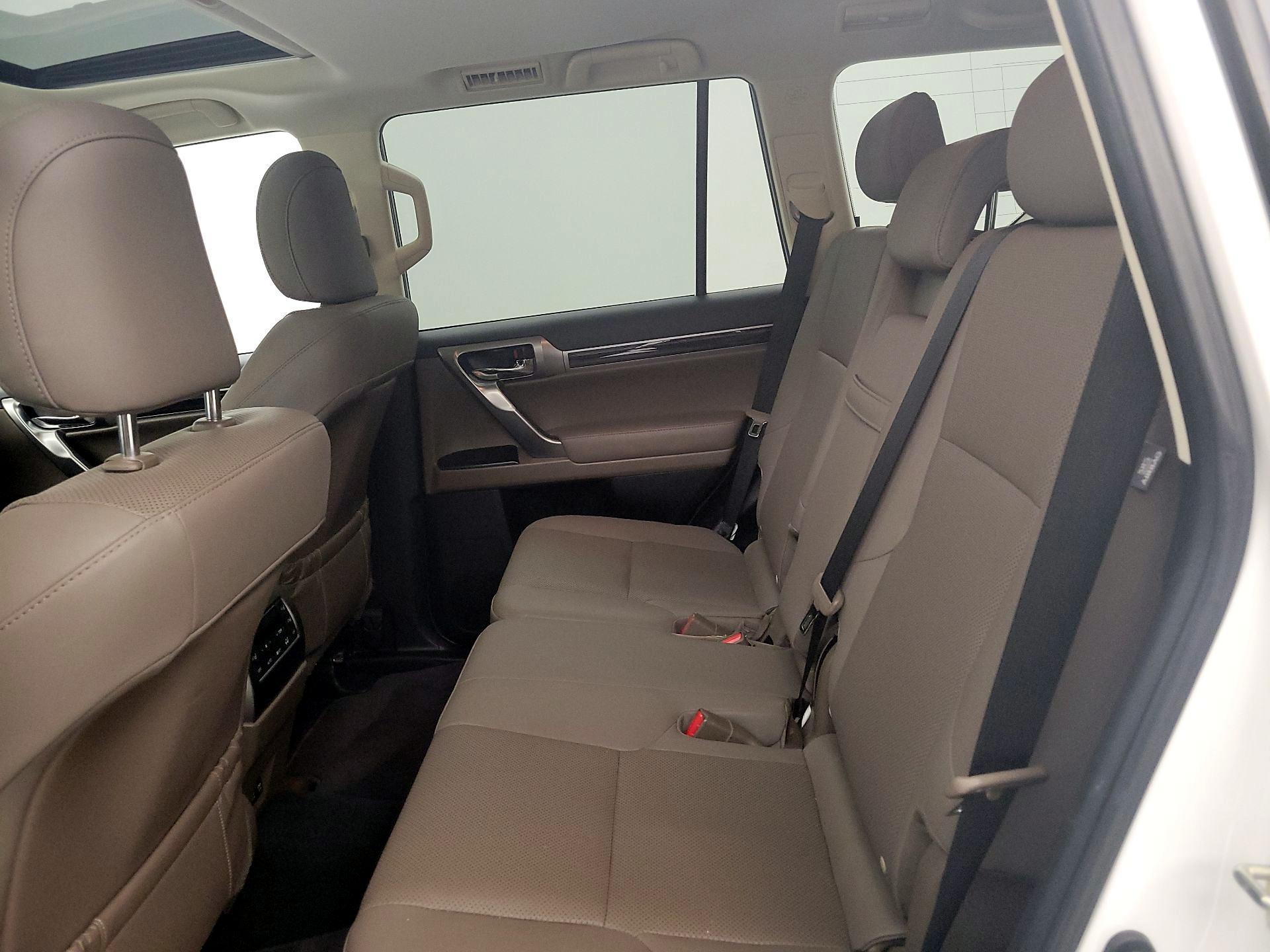 Thumbnail: 2022 Lexus GX - 20