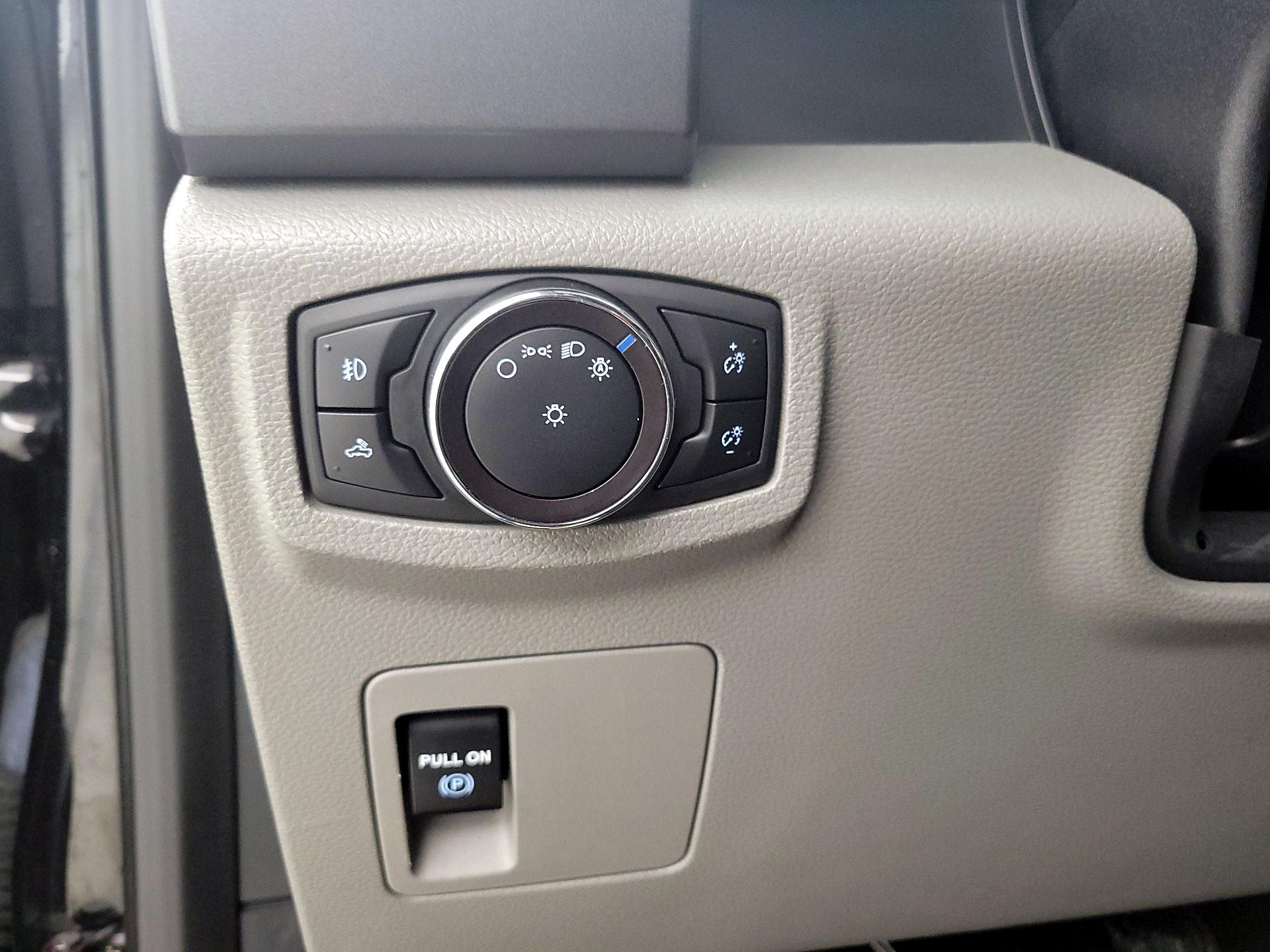 Thumbnail: 2019 Ford F-150 - 13