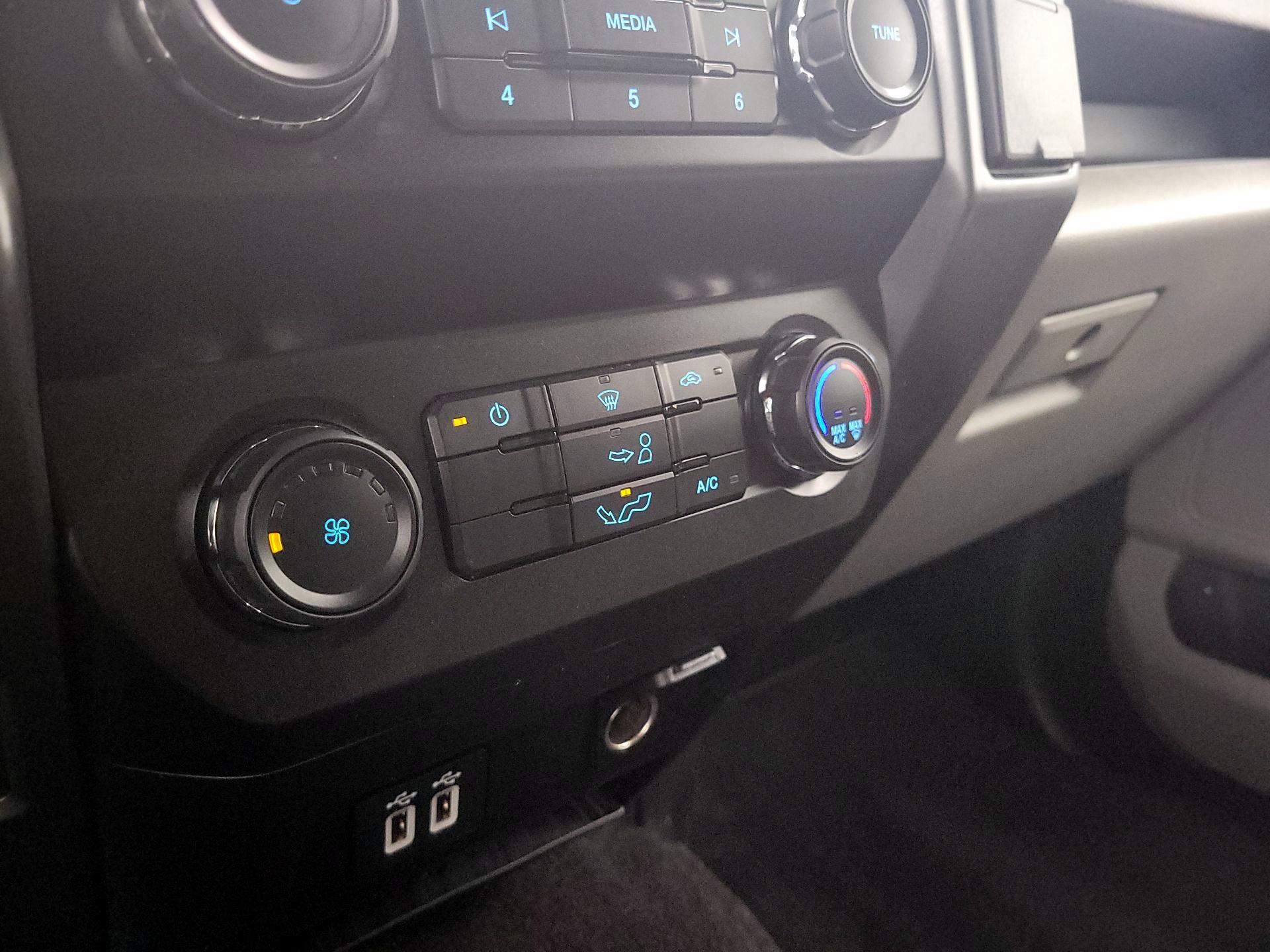 Thumbnail: 2019 Ford F-150 - 16