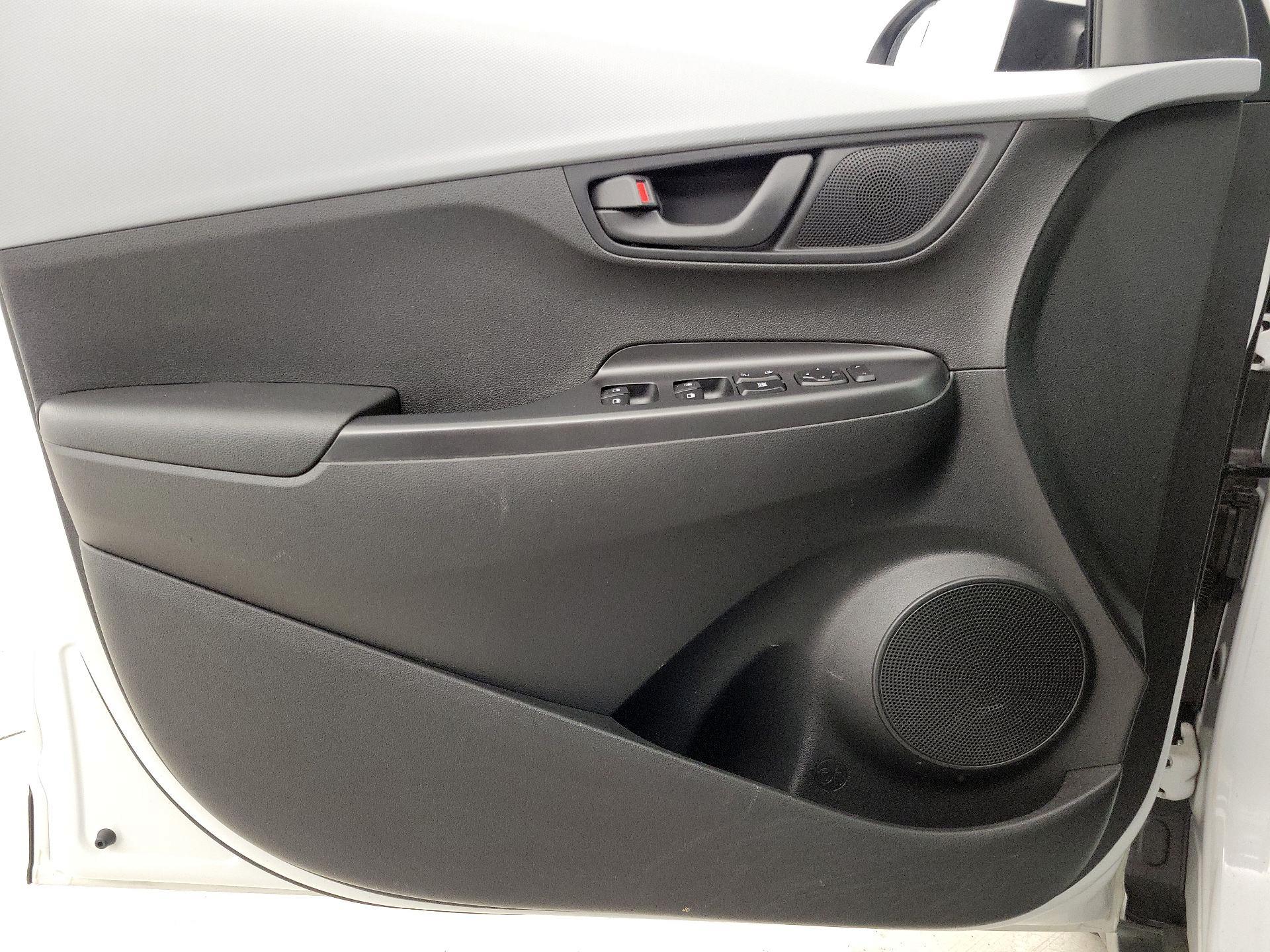 Thumbnail: 2018 Hyundai Kona - 12