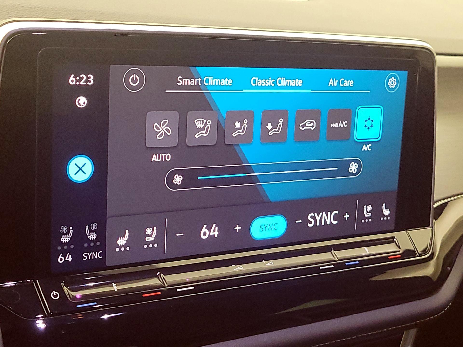 Thumbnail: 2024 Volkswagen Atlas - 16