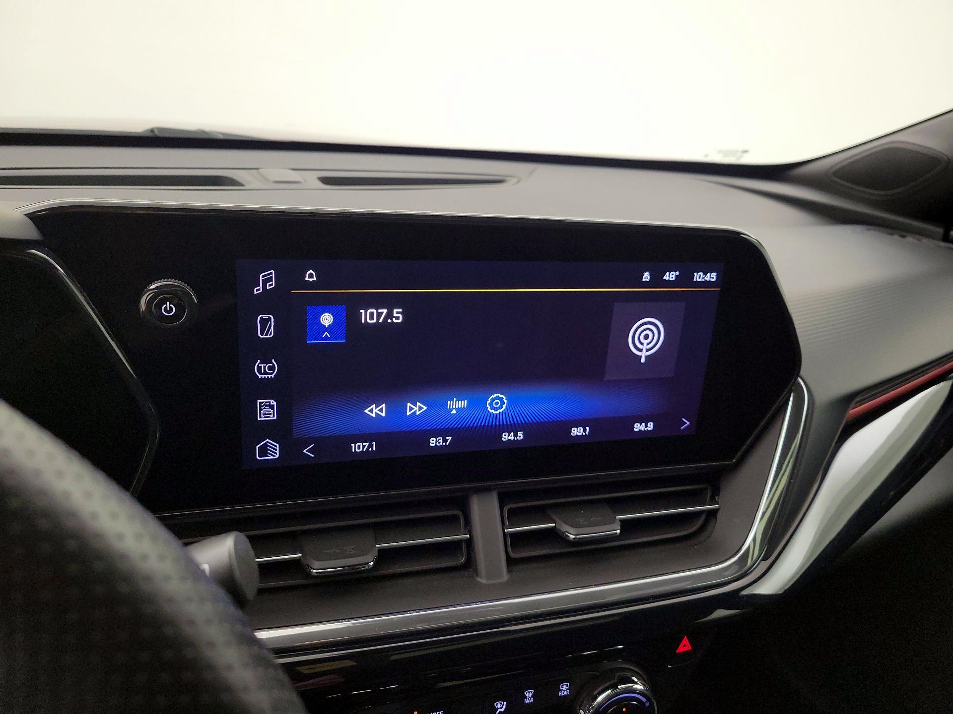 Thumbnail: 2025 Chevrolet Trax - 15