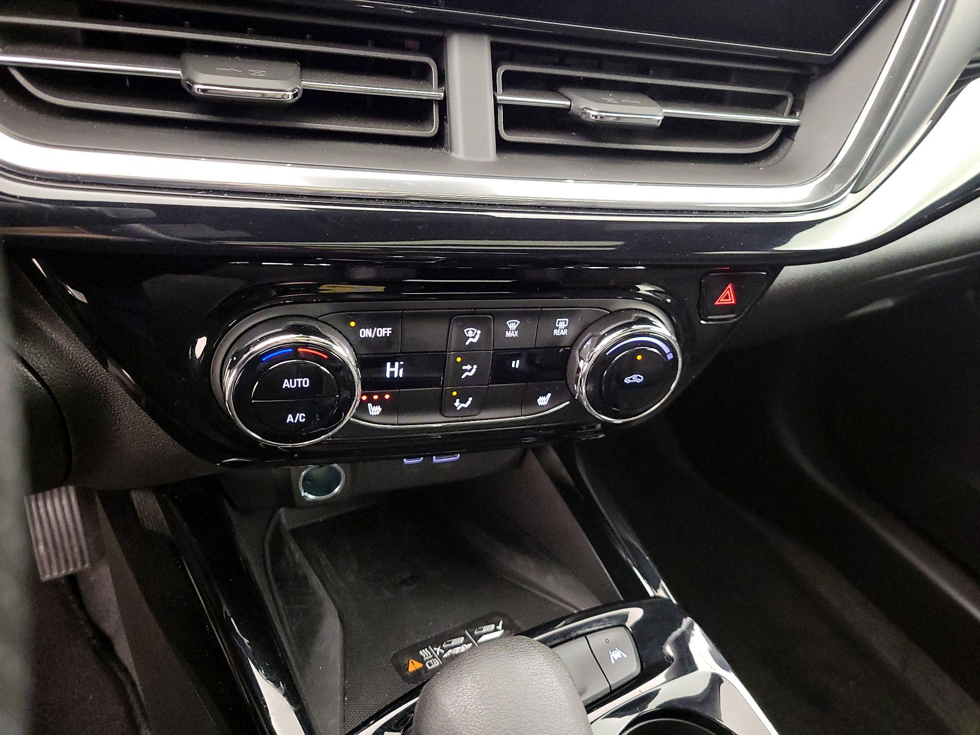 Thumbnail: 2025 Chevrolet Trax - 16