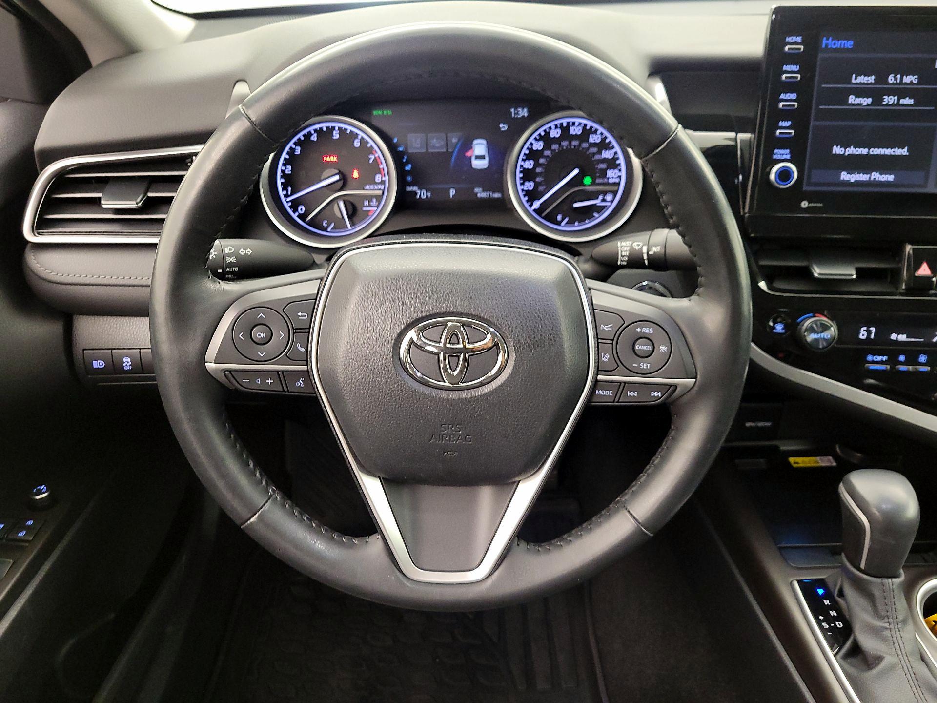 Thumbnail: 2023 Toyota Camry - 10
