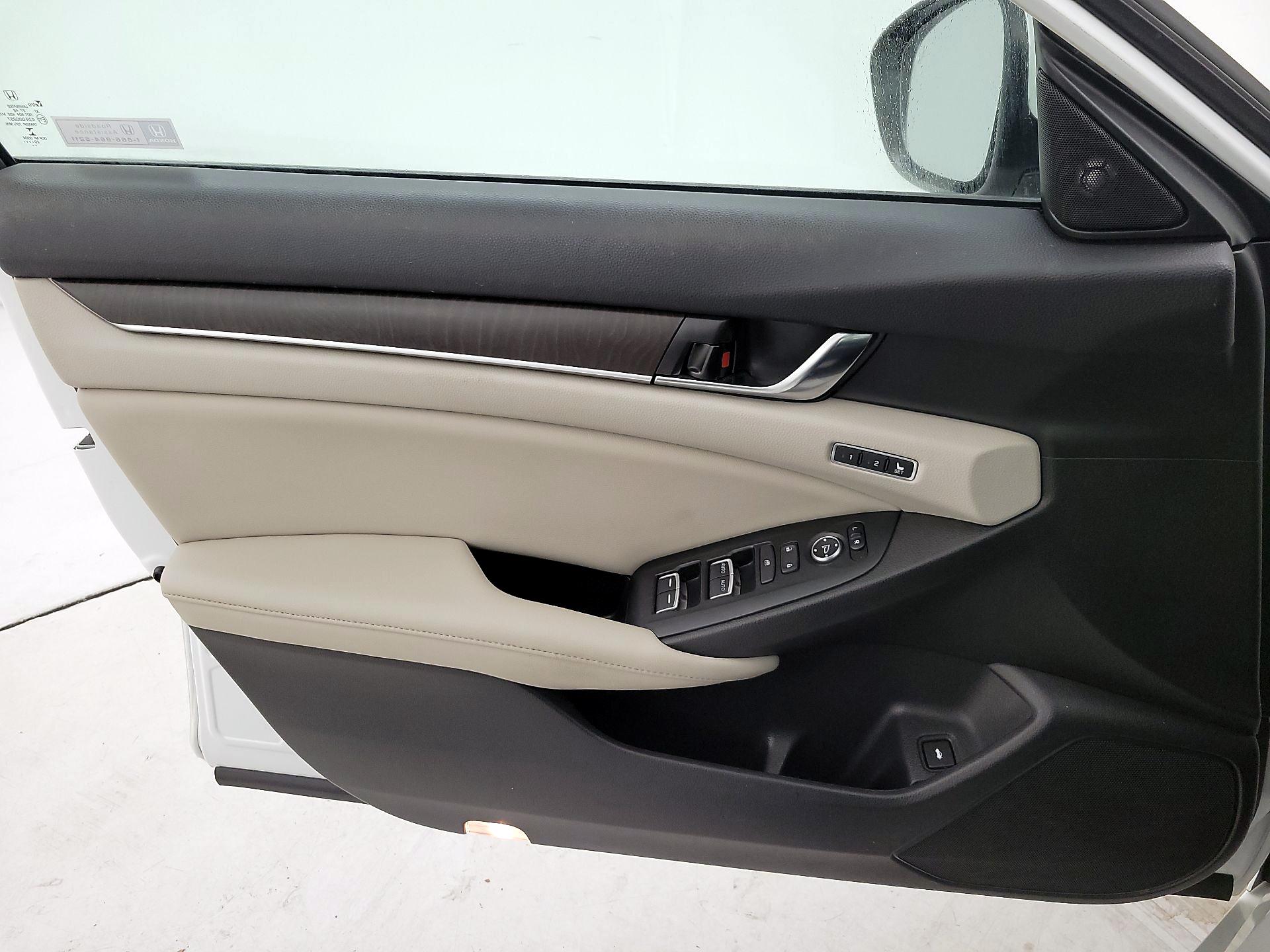 Thumbnail: 2021 Honda Accord - 12