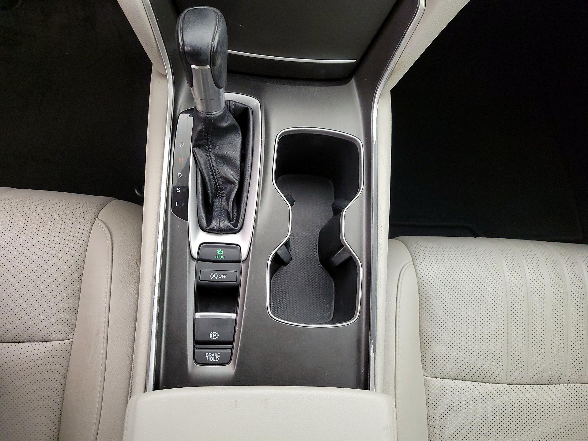 Thumbnail: 2021 Honda Accord - 17