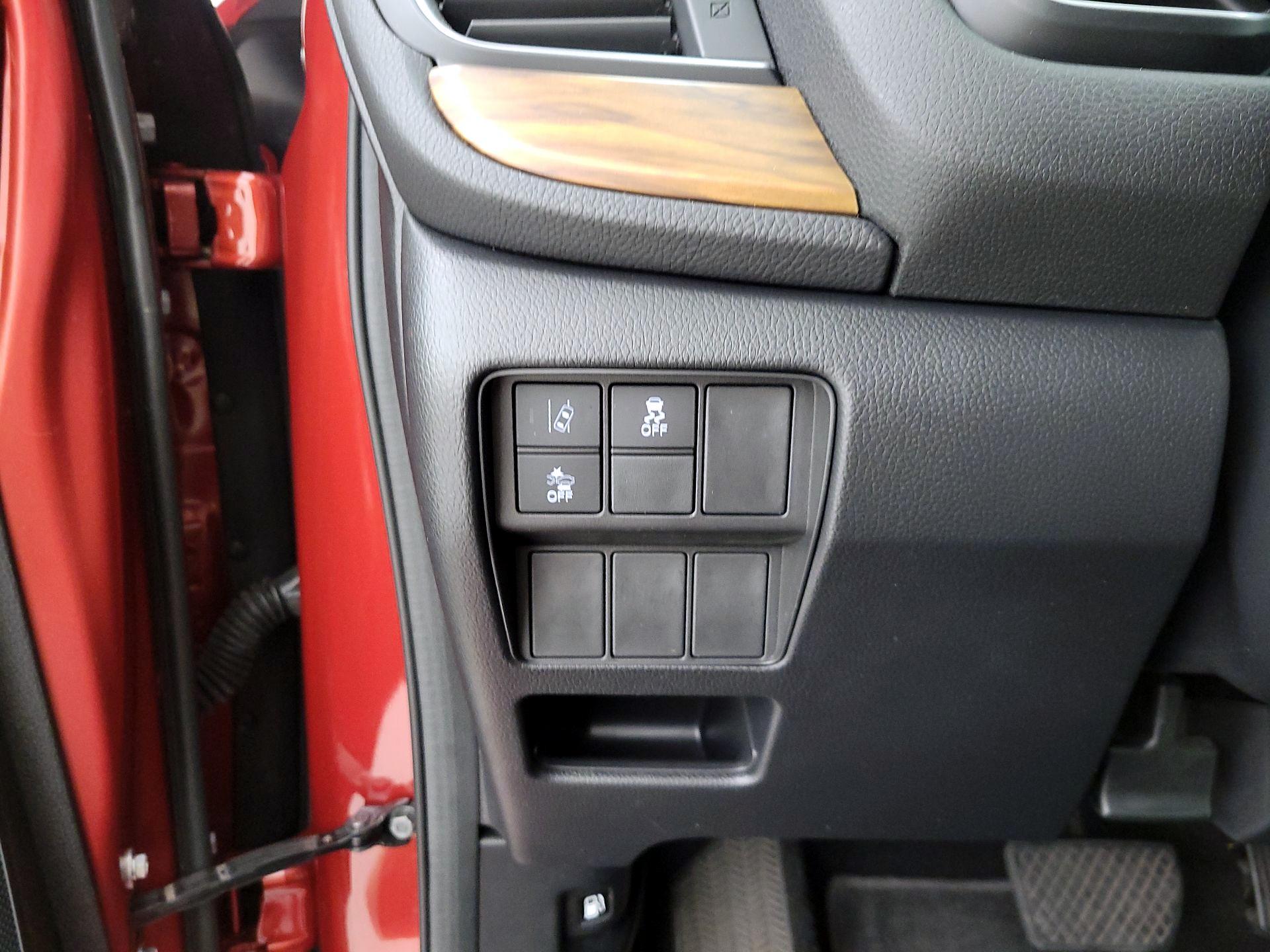 Thumbnail: 2018 Honda CR-V - 13