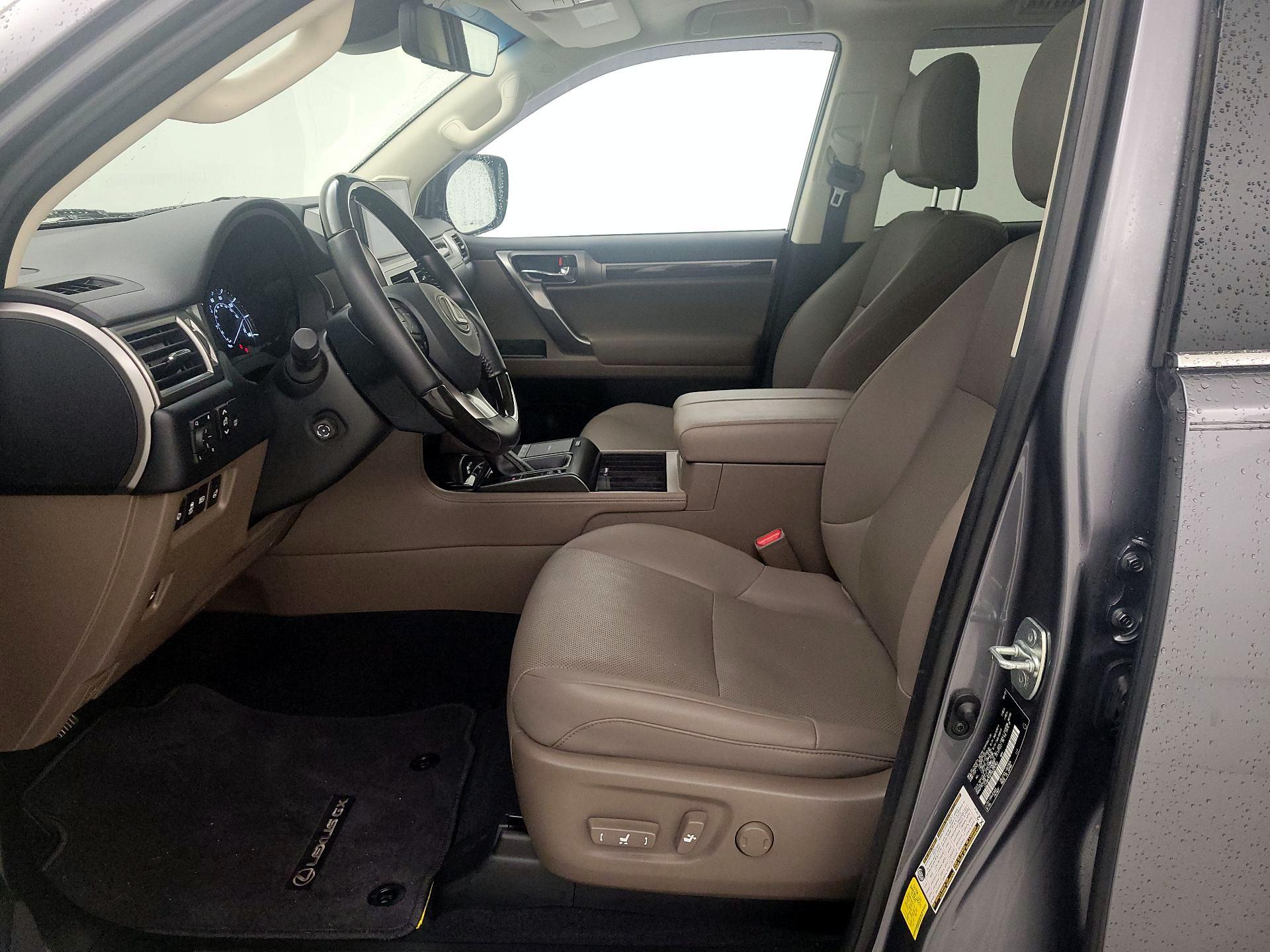 Thumbnail: 2022 Lexus GX - 11