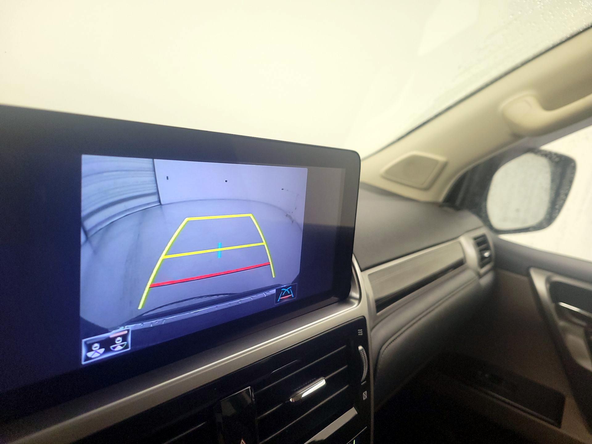 Thumbnail: 2022 Lexus GX - 15