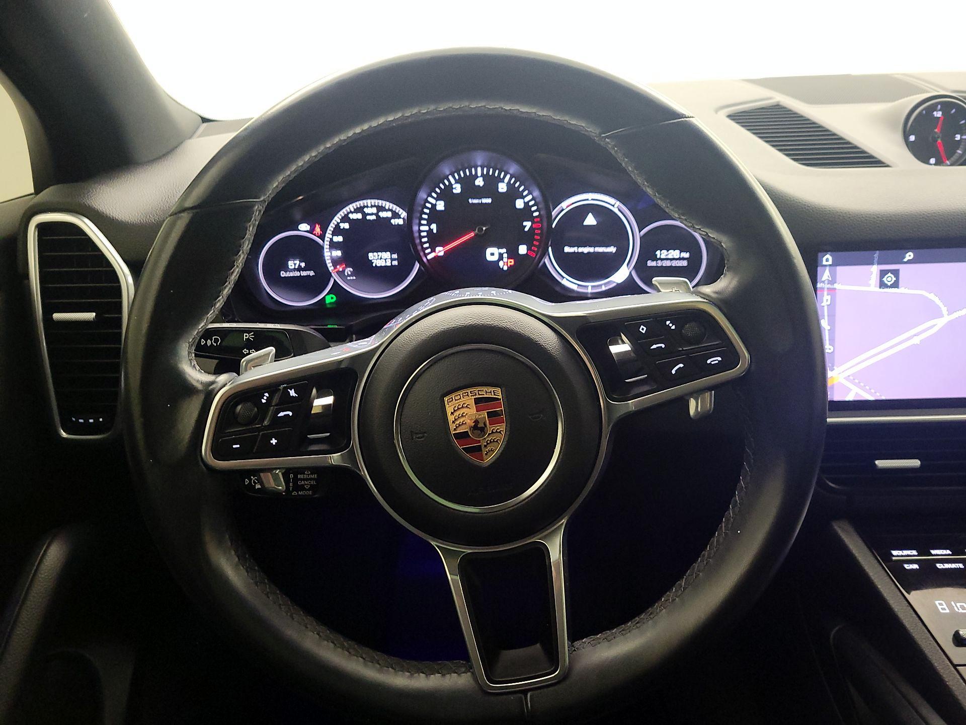 Thumbnail: 2020 Porsche Cayenne - 10