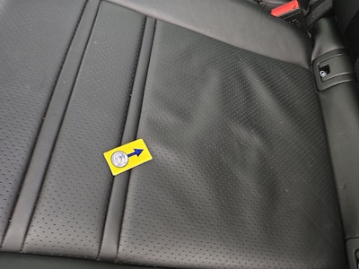 Seats Rear row Cosmetic Imperfection