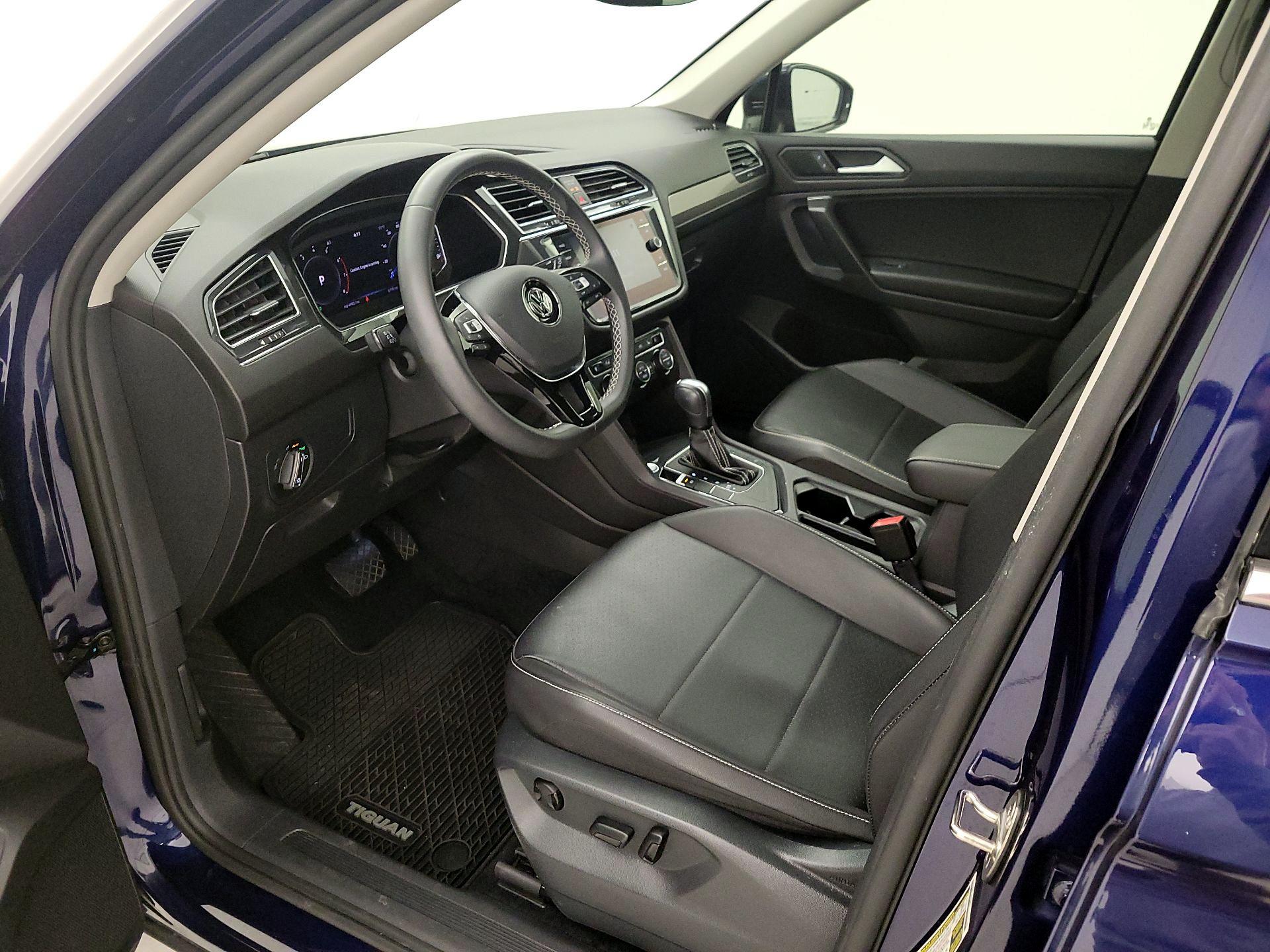 Thumbnail: 2021 Volkswagen Tiguan - 11