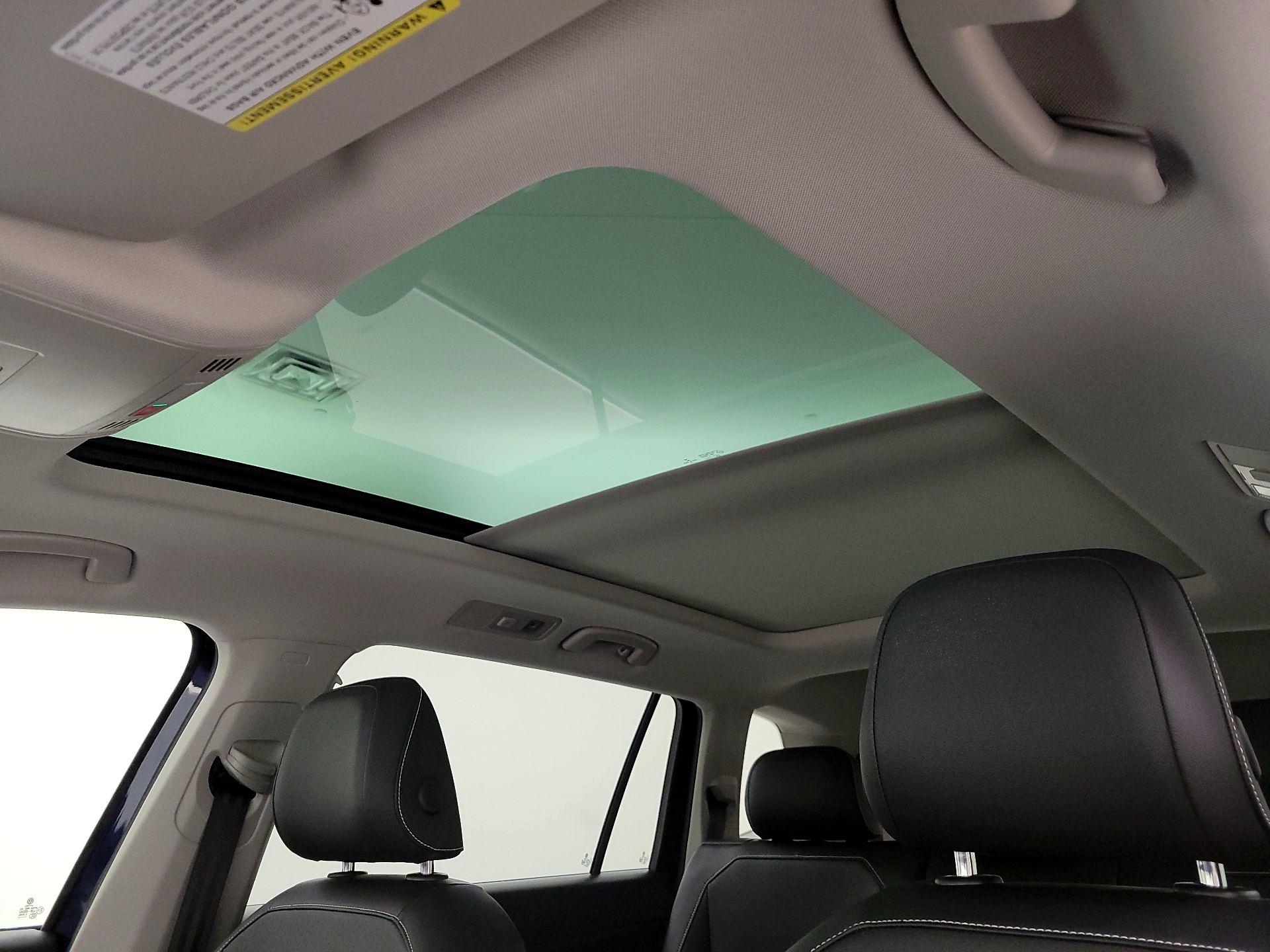 Thumbnail: 2021 Volkswagen Tiguan - 19