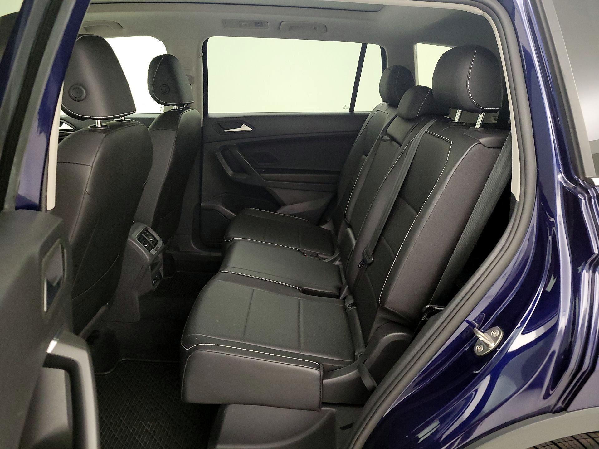 Thumbnail: 2021 Volkswagen Tiguan - 20