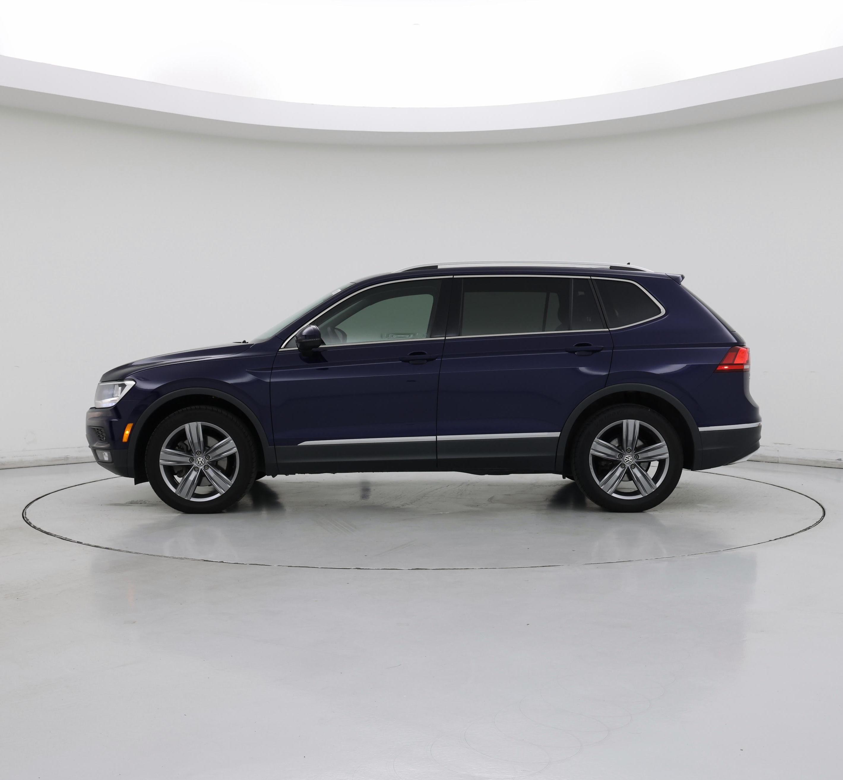 Thumbnail: 2021 Volkswagen Tiguan - 3